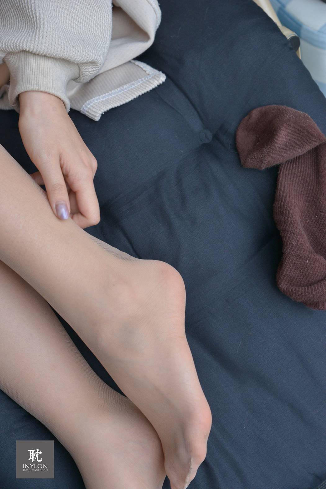 图片[24]-[IESS异思趣向] 普惠集196 -馨月 春丝2 在线浏览 – 速更版-美库