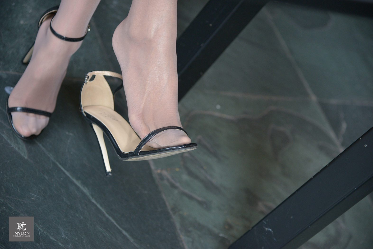 图片[18]-[IESS异思趣向] 普惠集200 – 一心 正牌空姐 2（特别版） 在线浏览 – 速更版-美库