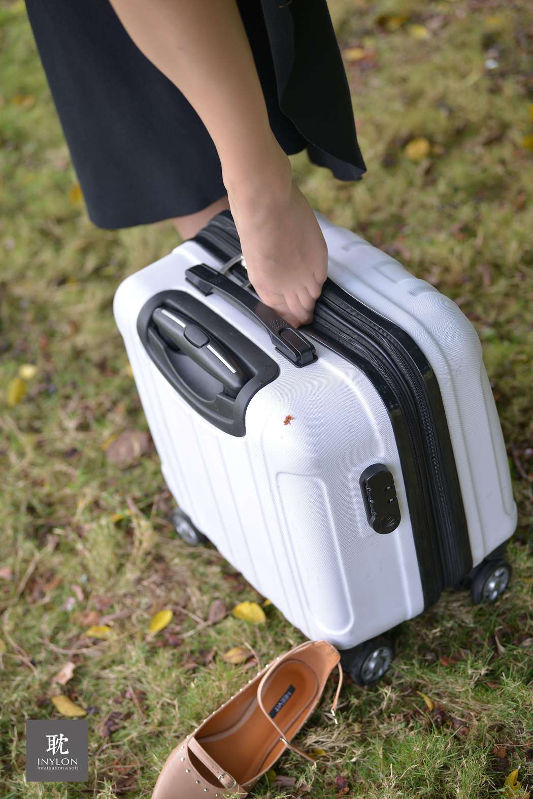 图片[83]-[IESS异思趣向] 普惠集 207 秋秋的一组随拍 在线浏览 – 速更版-美库