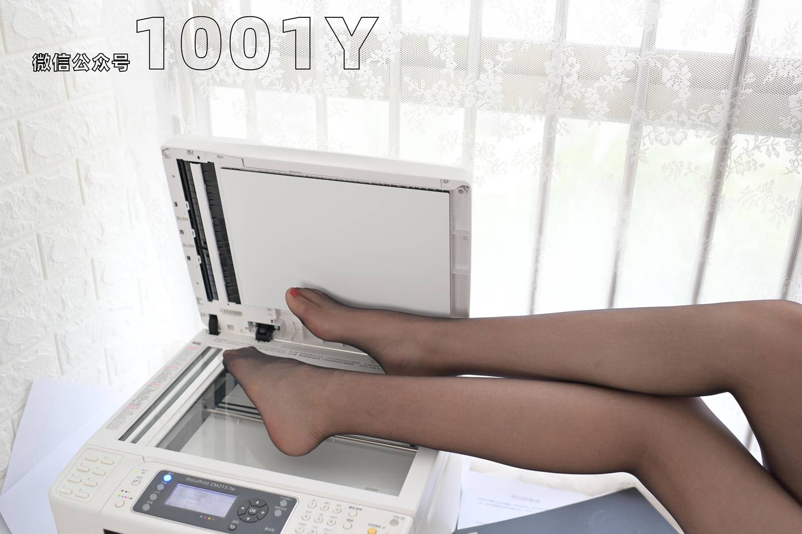 图片[16]-[IESS异思趣向] 一千零一夜 NO.049 西瓜《我的小秘书3》在线浏览 – 速更版-美库