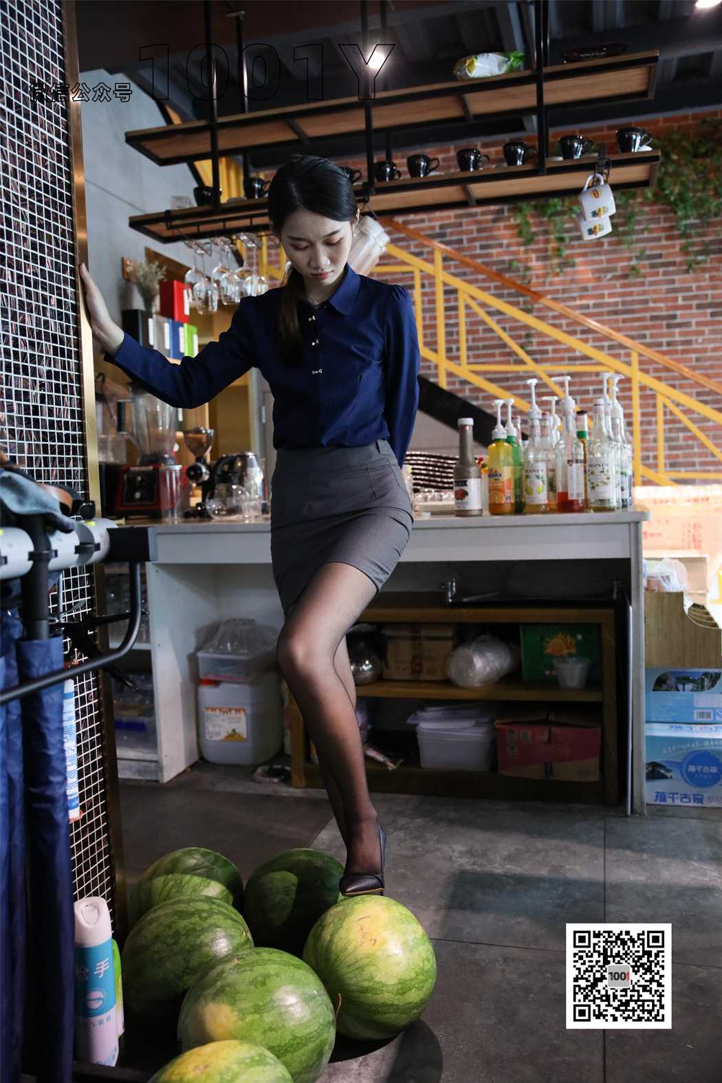 图片[65]-[IESS异思趣向] 一千零一夜 NO.045 腿腿《餐厅的服务员2》在线浏览 – 速更版-美库