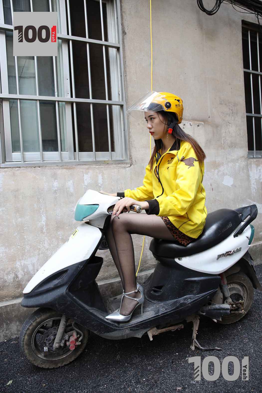 图片[77]-[IESS异思趣向] 一千零一夜 NO.057 西瓜《您好，您的外卖已送达1》在线浏览 – 速更版-美库