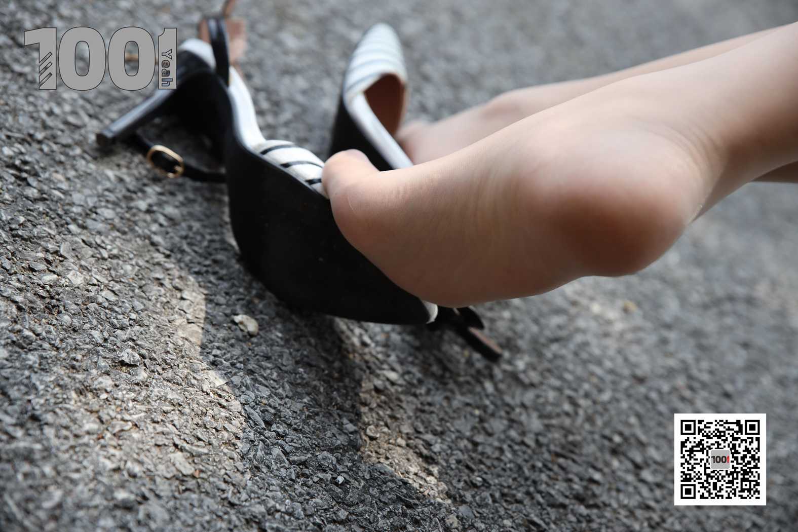 图片[61]-[IESS异思趣向] 一千零一夜 NO.073 西瓜《逛古玩城3》在线浏览 – 速更版-美库