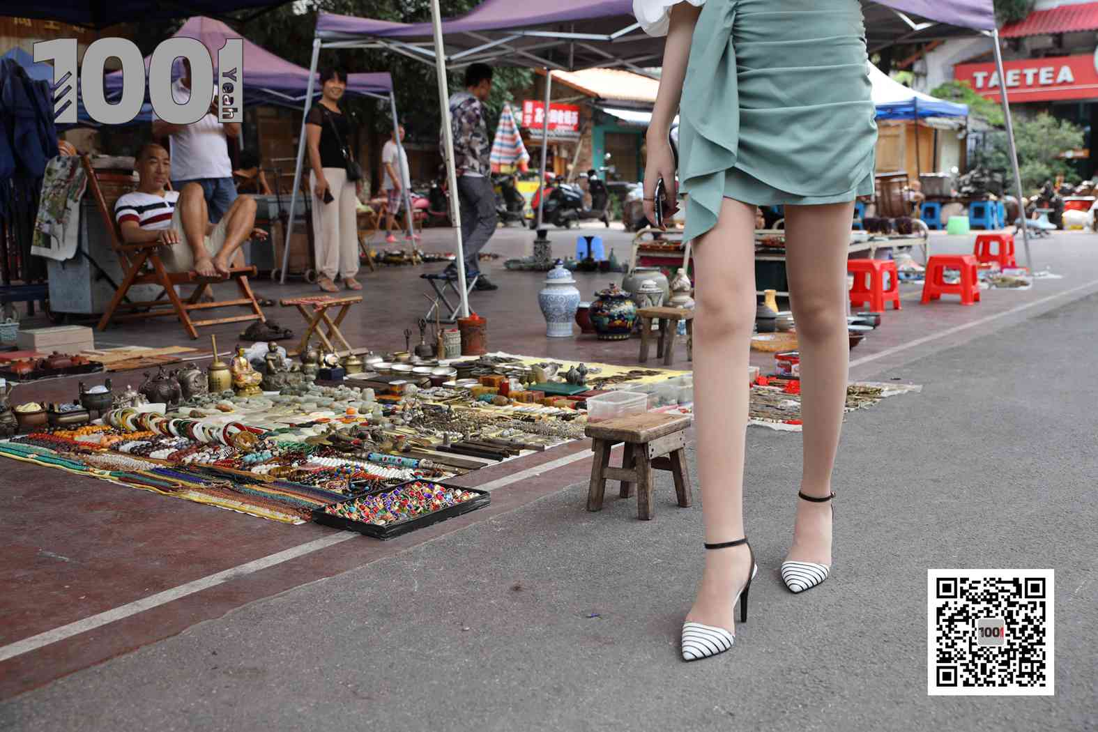 图片[68]-[IESS异思趣向] 一千零一夜 NO.072 西瓜《逛古玩城2》在线浏览 – 速更版-美库