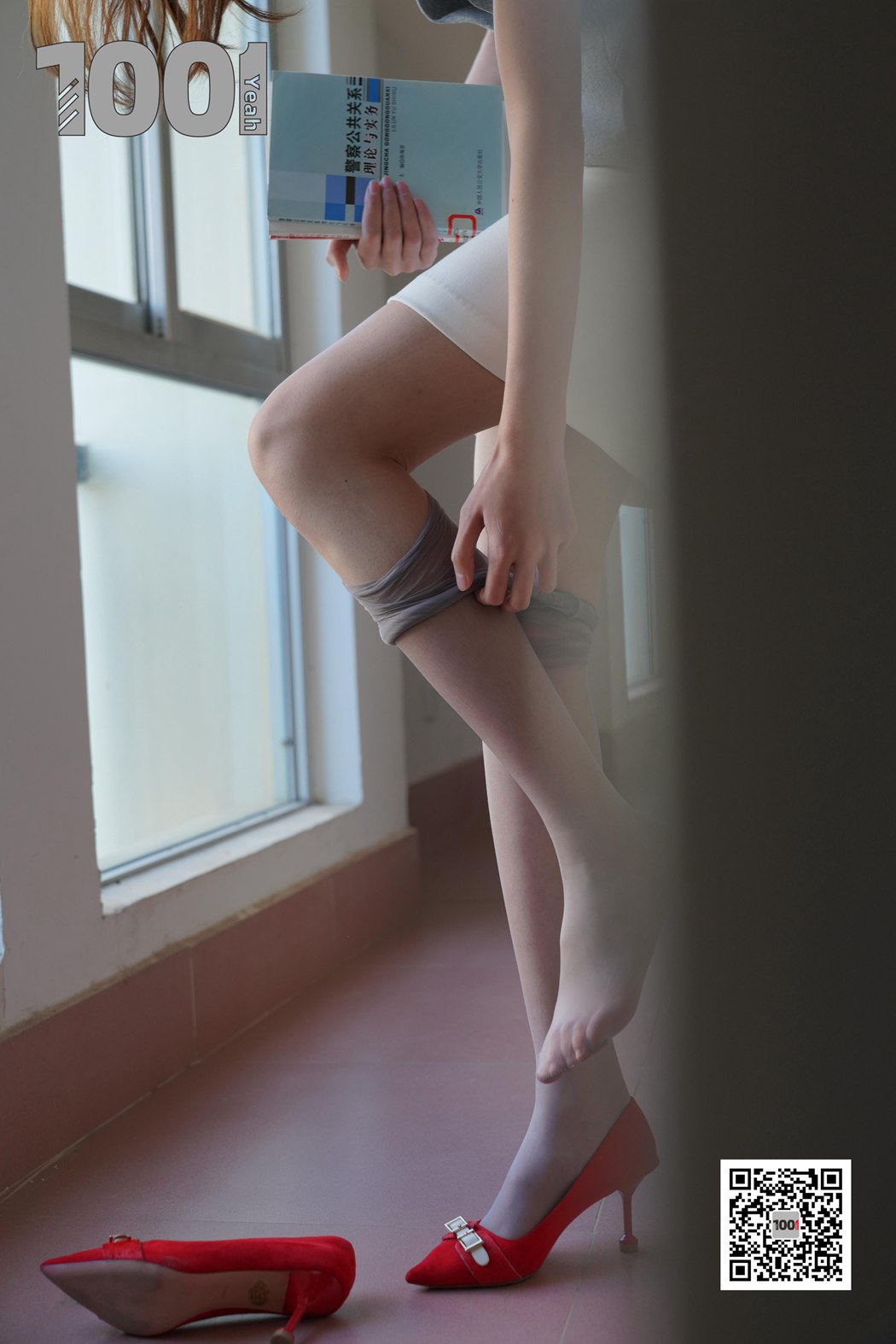 图片[27]-[IESS异思趣向] 一千零一夜 NO.094 草莓《新来的实习老师4》在线浏览 – 速更版-美库