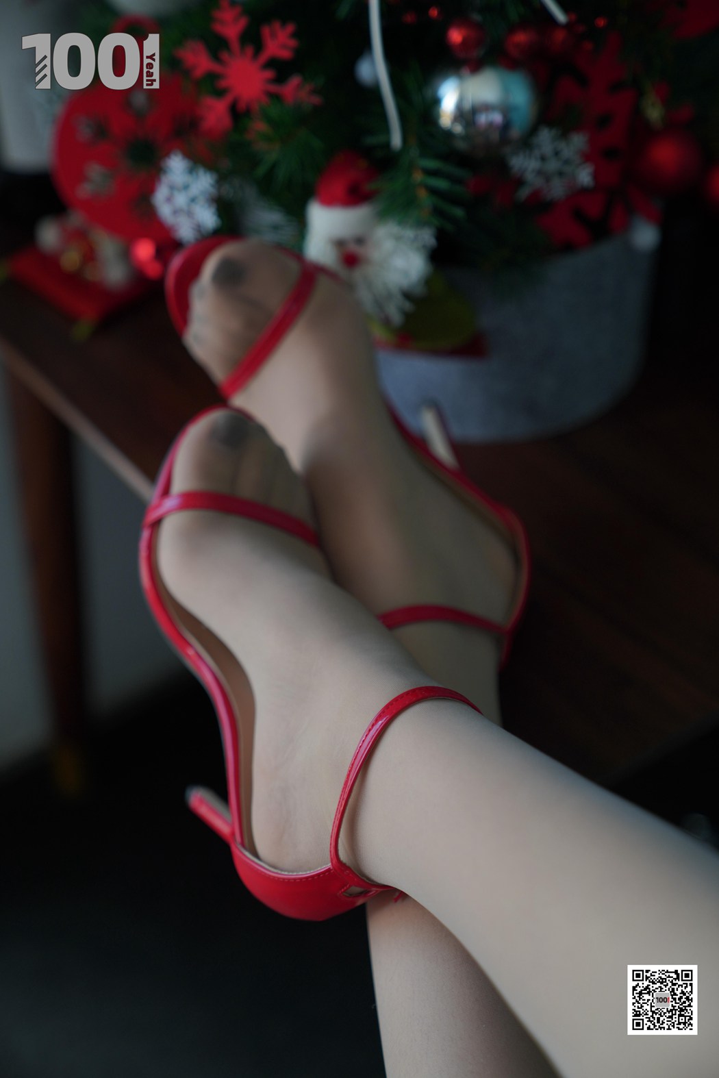 图片[71]-[IESS异思趣向] 一千零一夜 NO.096 西瓜《浓缩胶囊》圣诞特辑1 在线浏览 – 速更版-美库