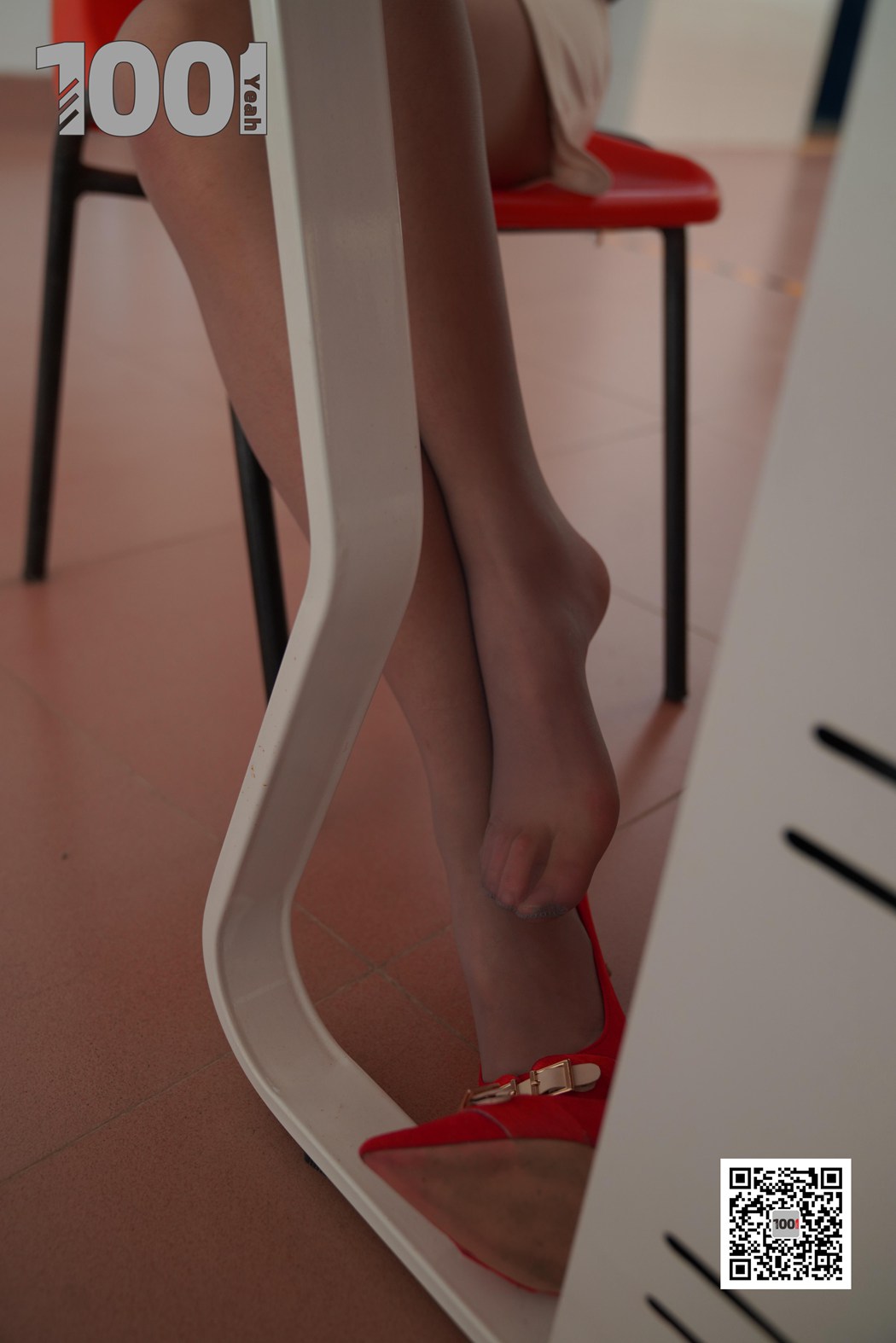 图片[4]-[IESS异思趣向] 一千零一夜 NO.093 《新来的实习老师3》在线浏览 – 速更版-美库