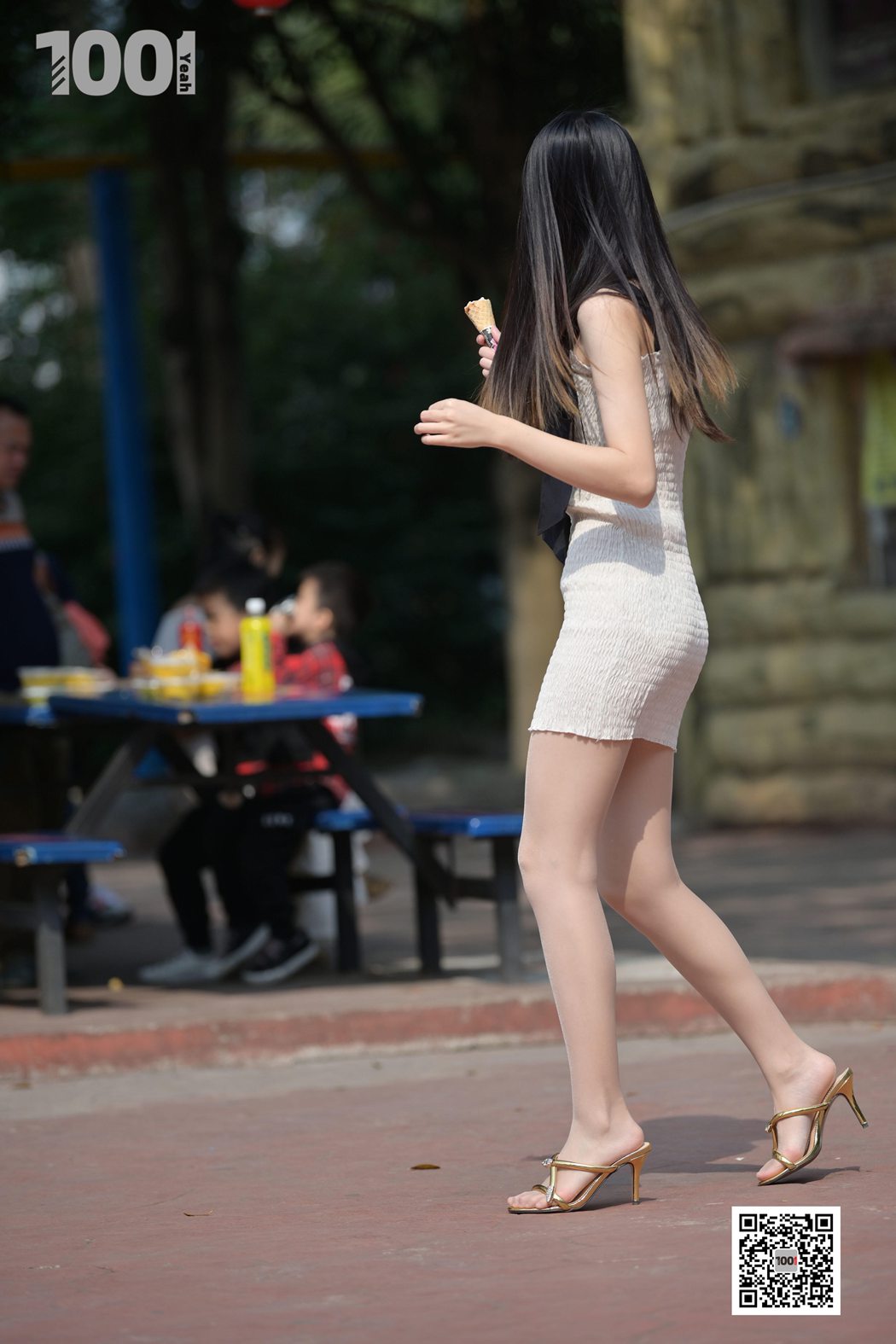 图片[85]-[IESS异思趣向] 一千零一夜 NO.102 腿腿《妈妈，那个姐姐有冰淇淋3》在线浏览 – 速更版-美库