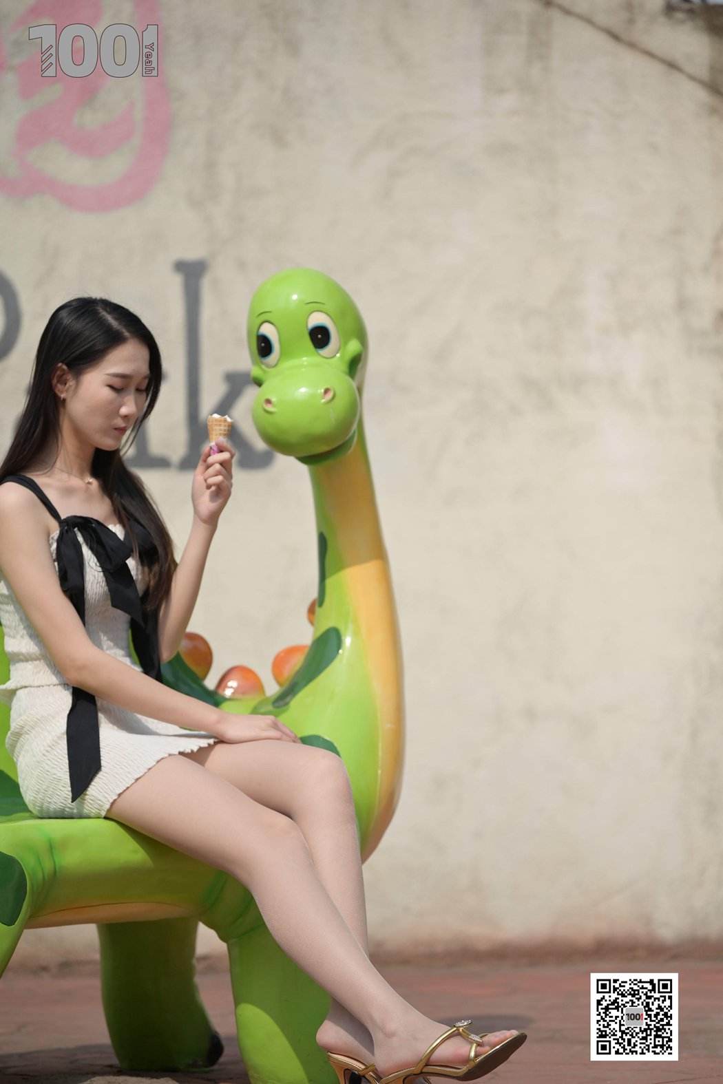 图片[86]-[IESS异思趣向] 一千零一夜 NO.102 腿腿《妈妈，那个姐姐有冰淇淋3》在线浏览 – 速更版-美库