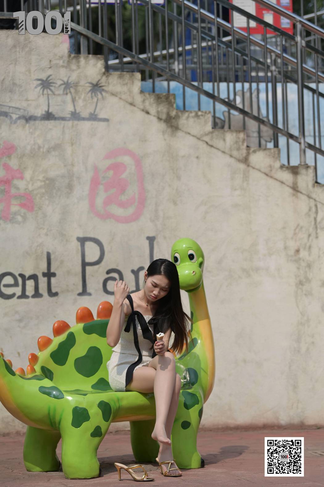 图片[72]-[IESS异思趣向] 一千零一夜 NO.102 腿腿《妈妈，那个姐姐有冰淇淋3》在线浏览 – 速更版-美库