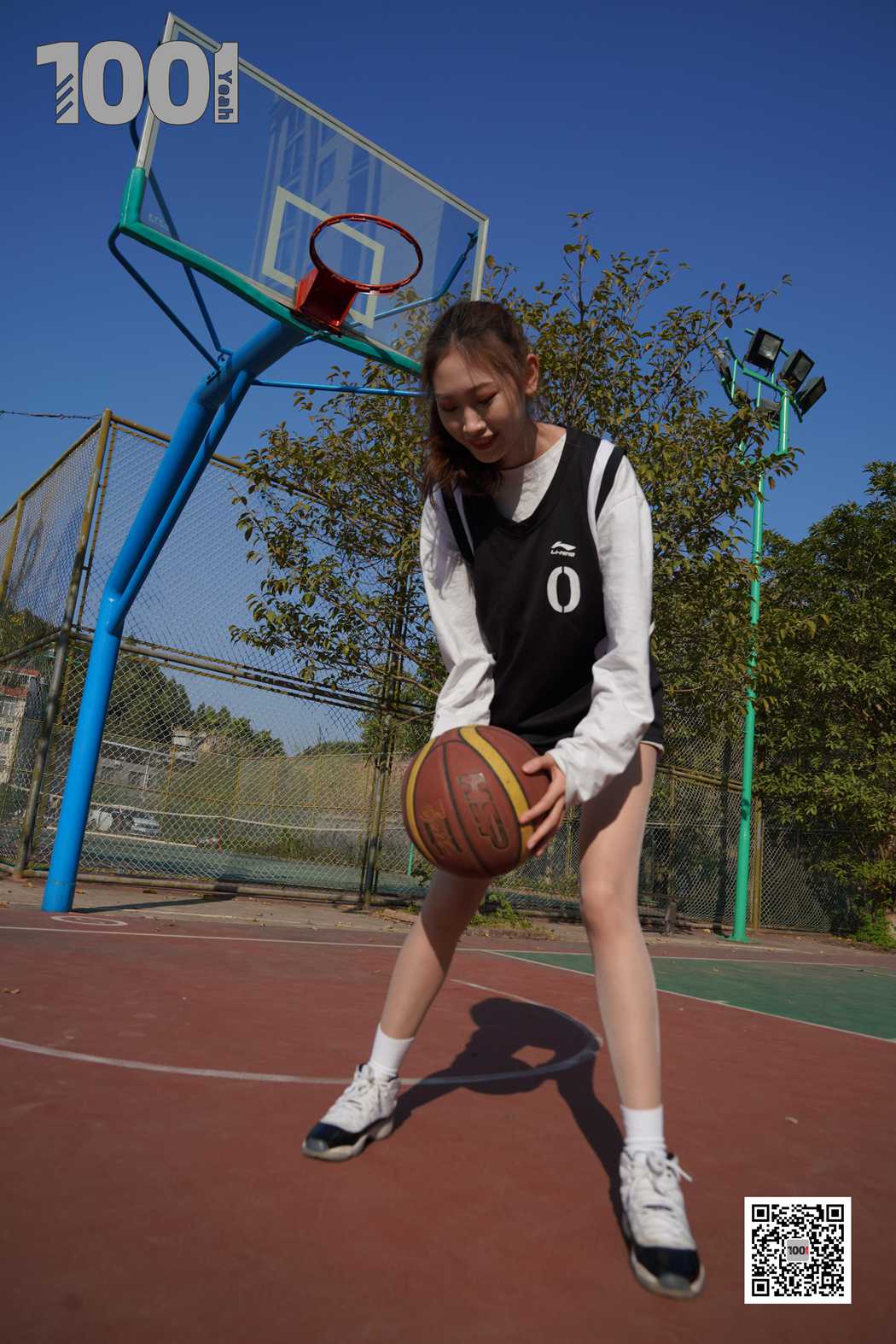[IESS异思趣向] 一千零一夜 NO.107 草莓《陪女朋友打球3》在线浏览 – 图云谷-图云谷