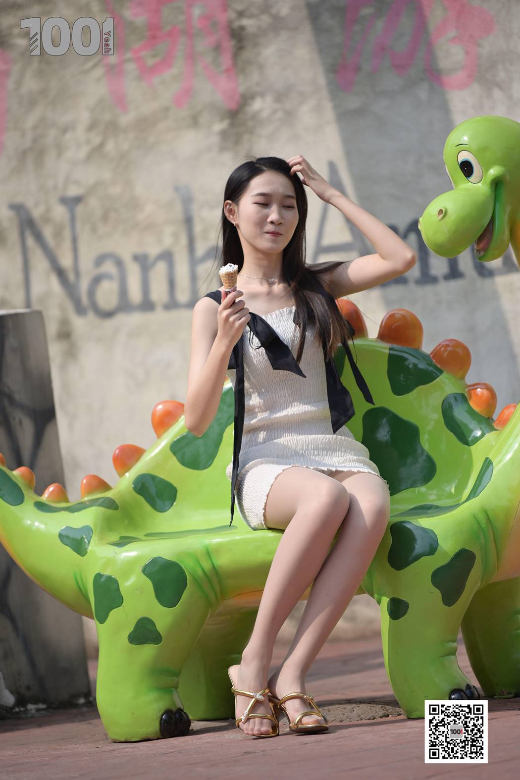 图片[55]-[IESS异思趣向] 一千零一夜 NO.102 腿腿《妈妈，那个姐姐有冰淇淋3》在线浏览 – 速更版-美库