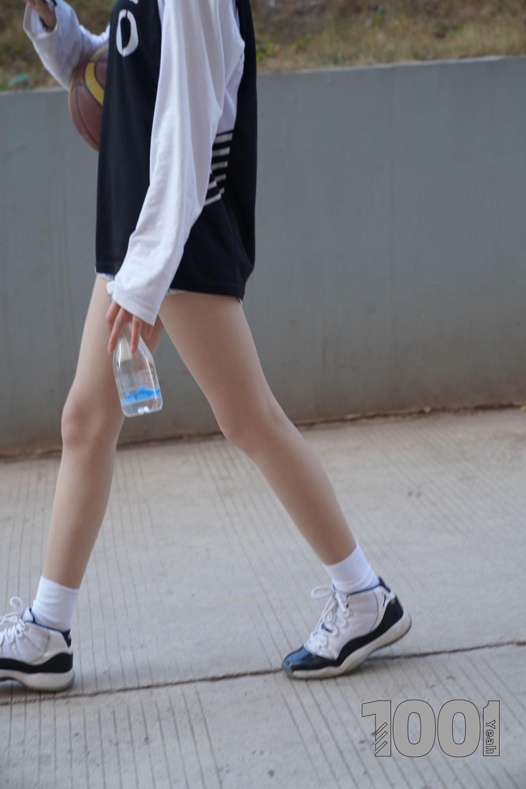 图片[94]-[IESS异思趣向] 一千零一夜 NO.105 草莓《陪女朋友打篮球1》在线浏览 – 速更版-美库