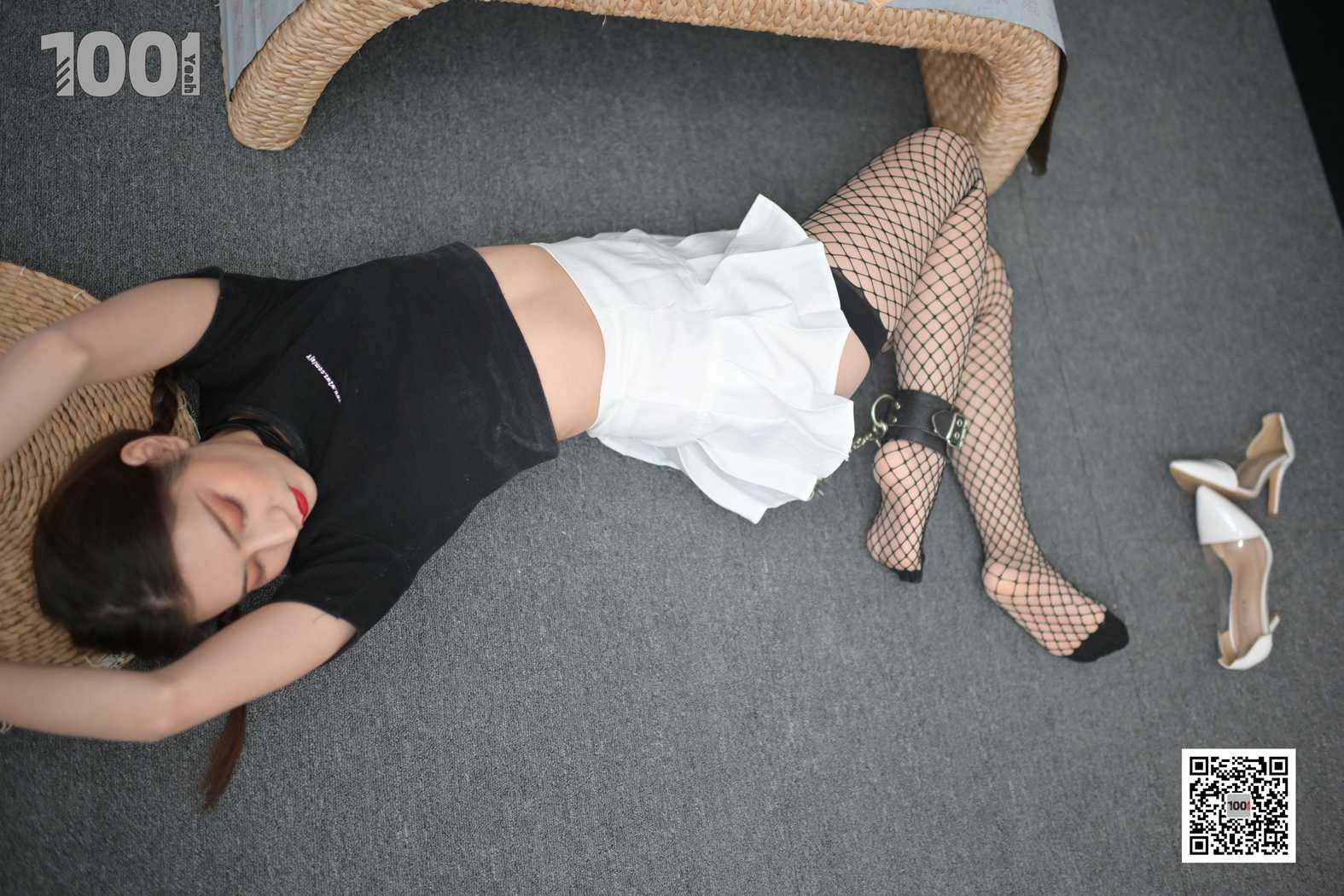 图片[68]-[IESS异思趣向] 一千零一夜 NO.121 真真《被囚禁在家里练字3》在线浏览 – 速更版-美库