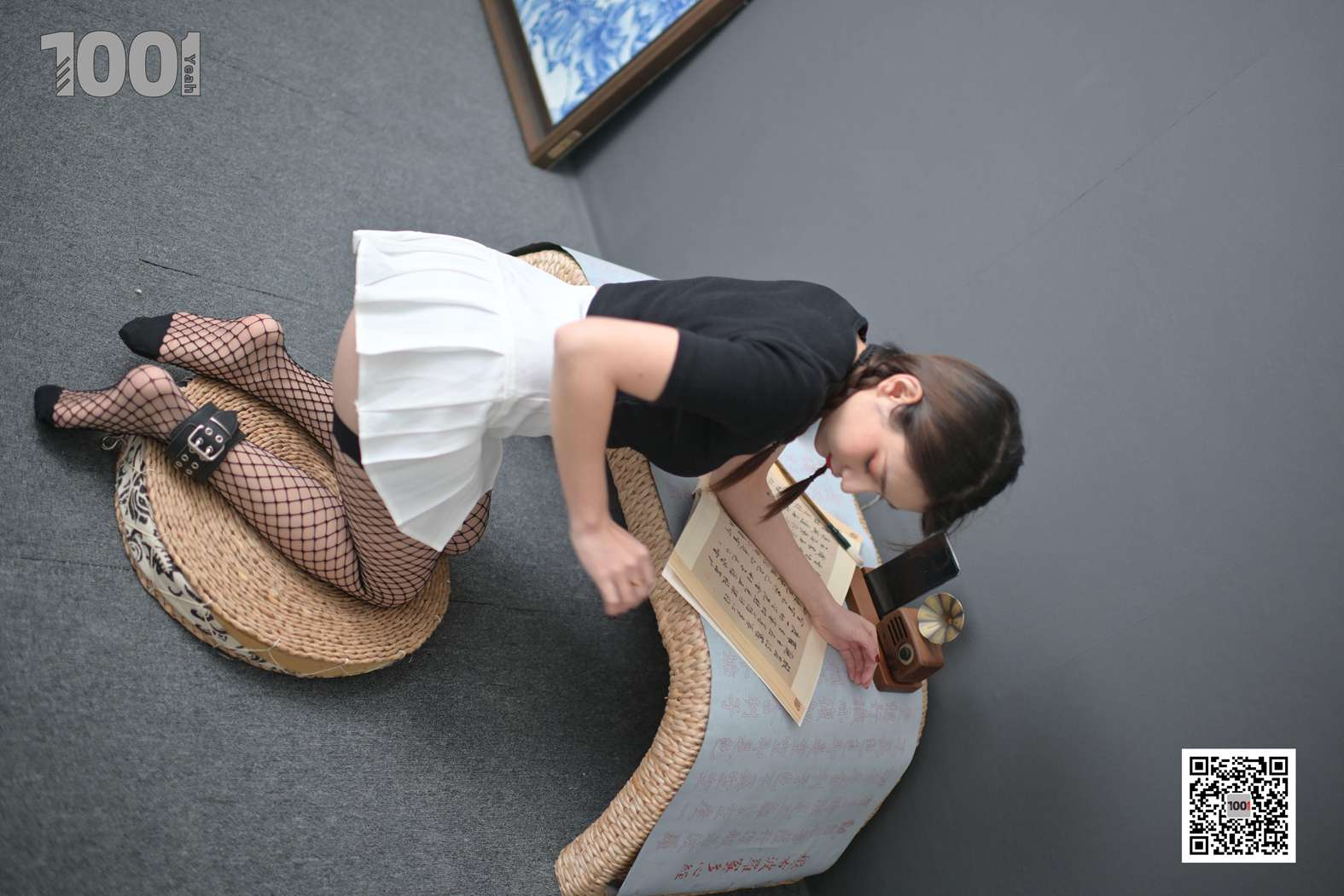 图片[4]-[IESS异思趣向] 一千零一夜 NO.119 真真《被囚禁在家里练字1》在线浏览 – 速更版-美库