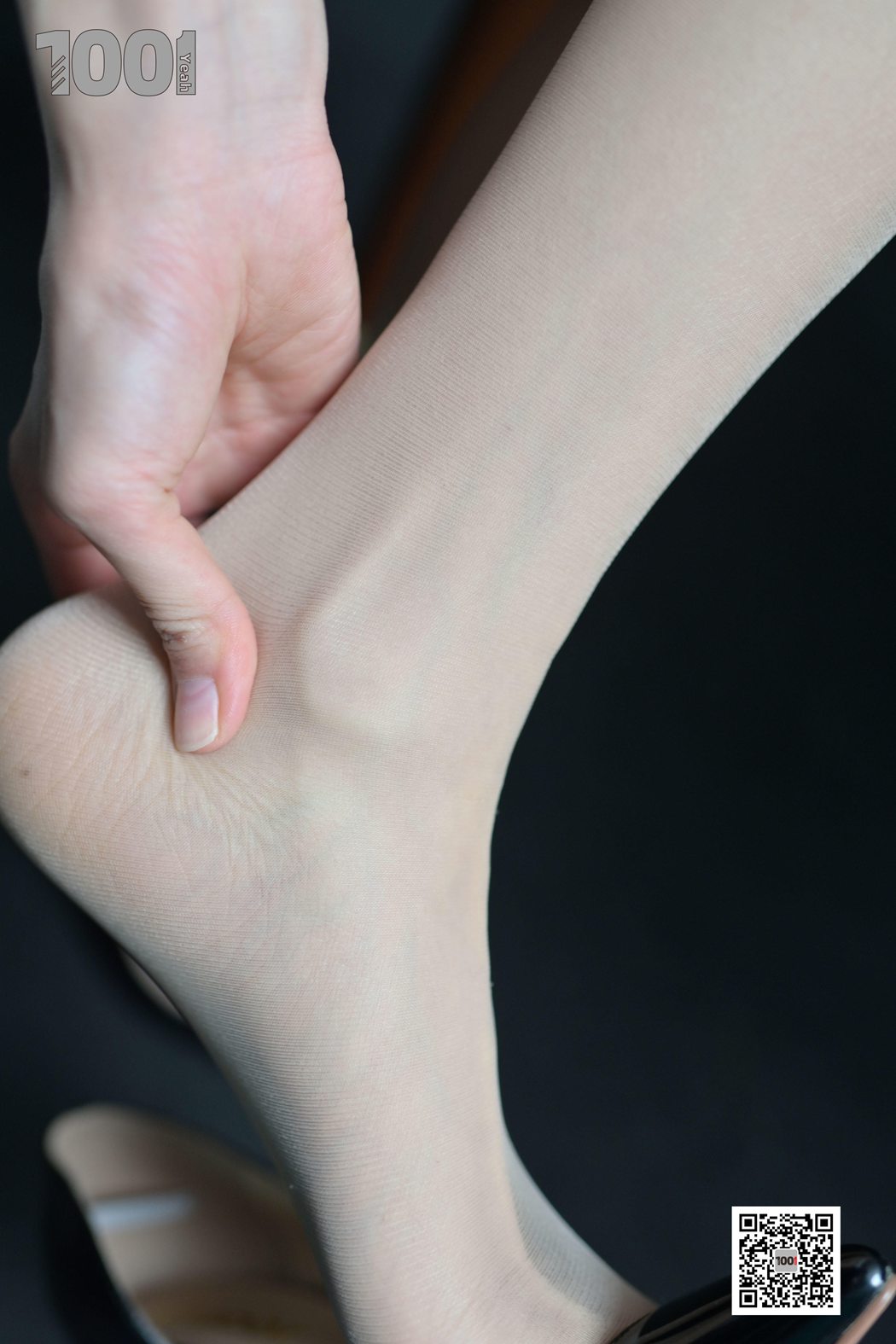 图片[20]-[IESS异思趣向] 一千零一夜 NO.126 Lucy《美女医生1》在线浏览 – 速更版-美库