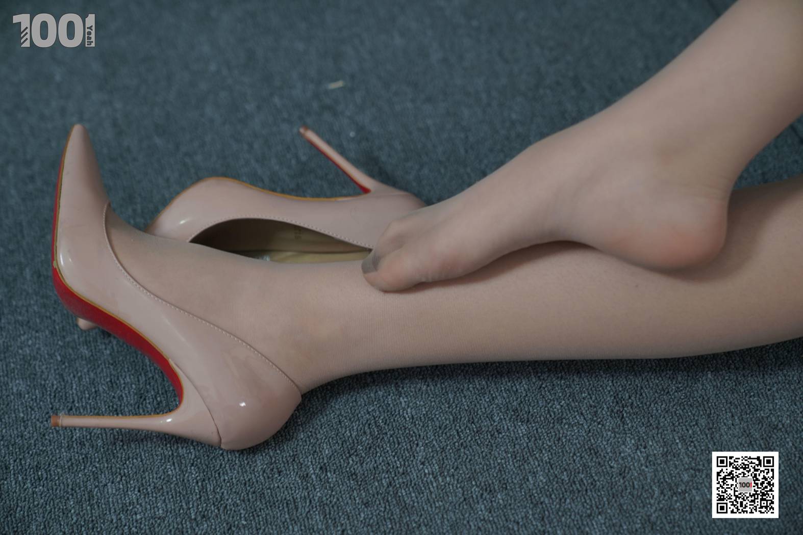 图片[32]-[IESS异思趣向] 一千零一夜 NO.139 西瓜《浓缩胶囊》在线浏览 – 速更版-美库