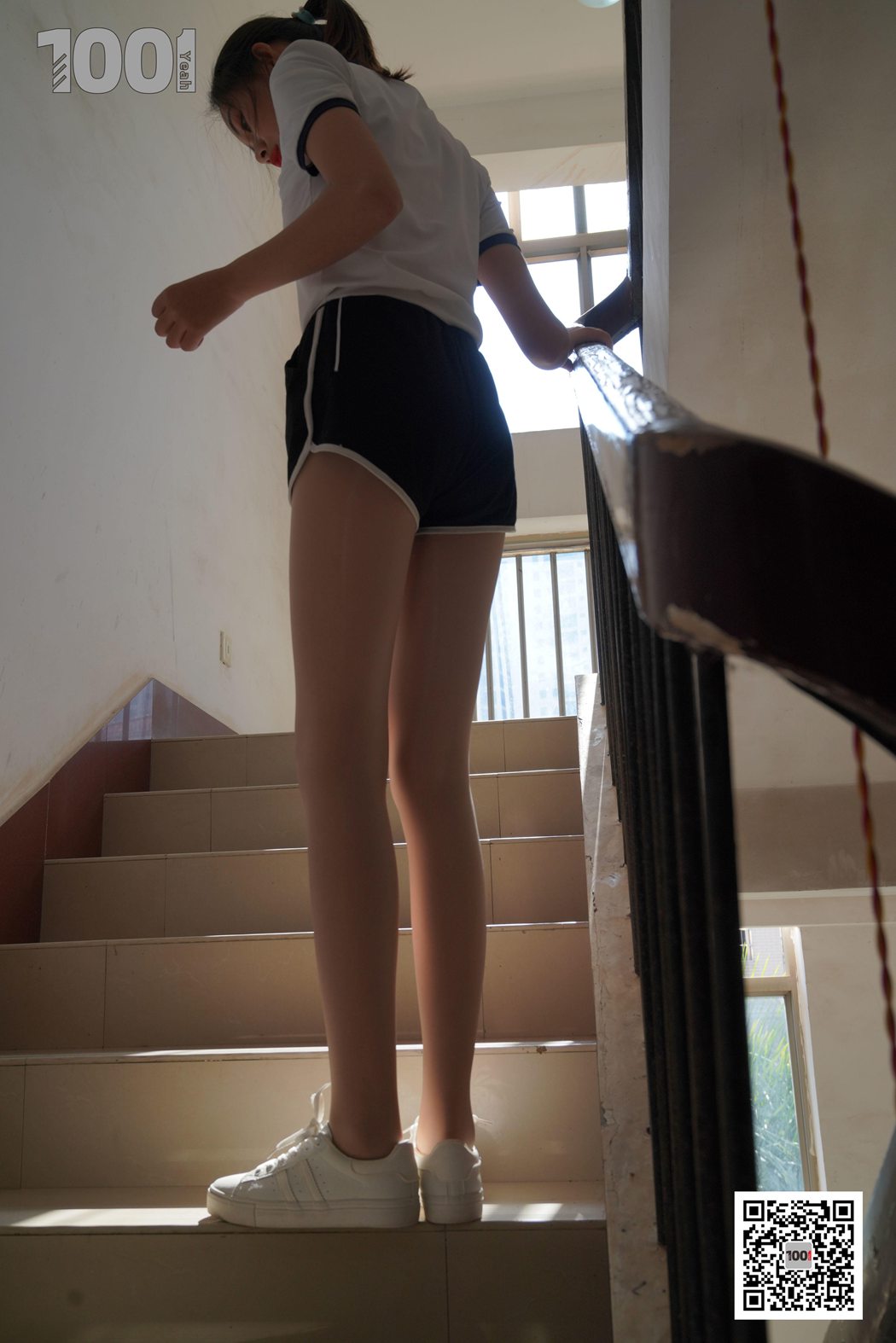 图片[16]-[IESS异思趣向] 一千零一夜 NO.144 西瓜《拥抱阳光1》在线浏览 – 速更版-美库