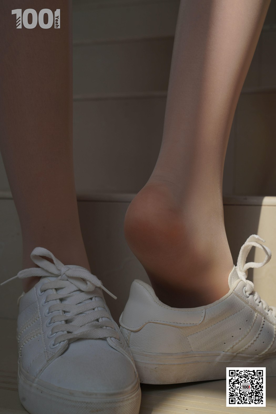 图片[28]-[IESS异思趣向] 一千零一夜 NO.145 西瓜《拥抱阳光2》在线浏览 – 速更版-美库