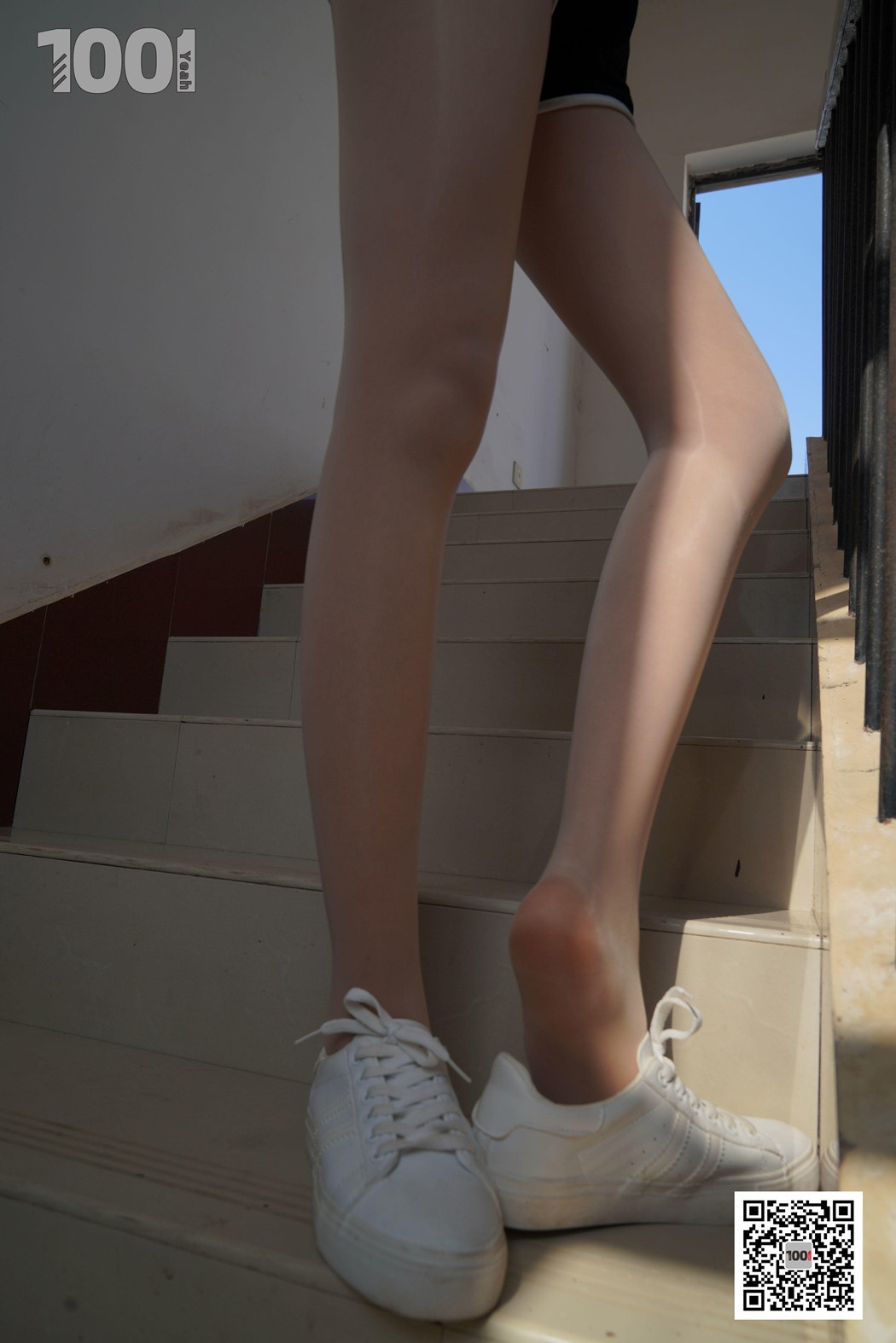 图片[5]-[IESS异思趣向] 一千零一夜 NO.145 西瓜《拥抱阳光2》在线浏览 – 速更版-美库