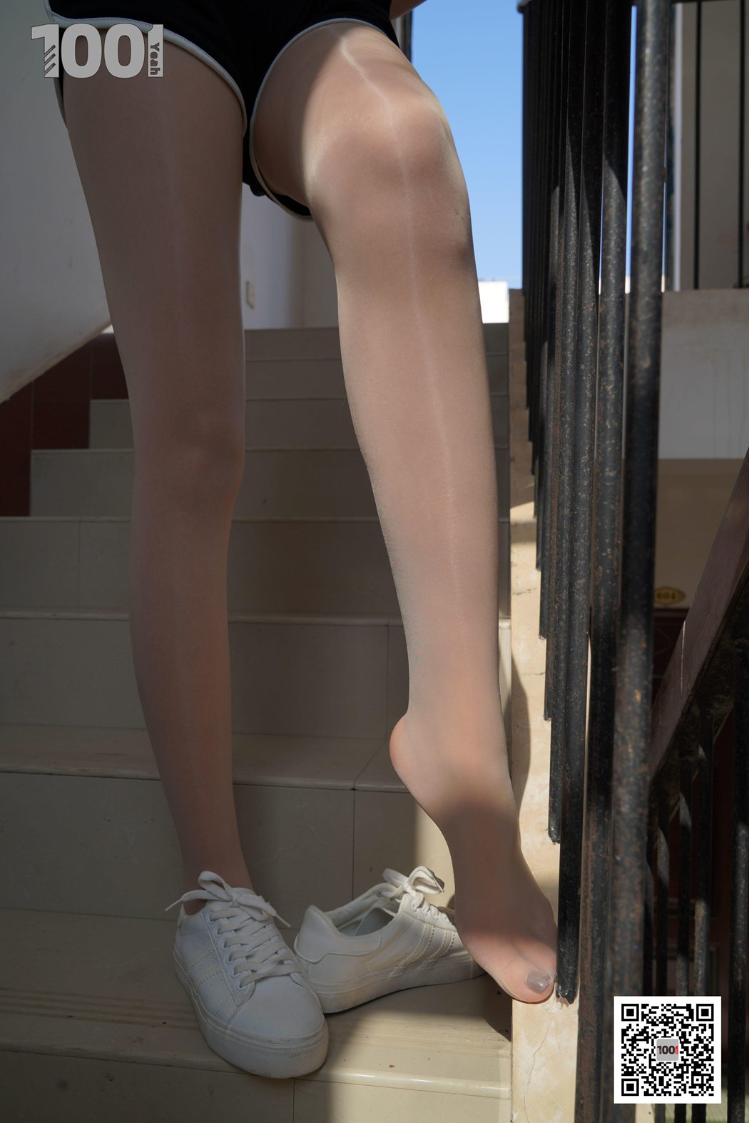 图片[25]-[IESS异思趣向] 一千零一夜 NO.145 西瓜《拥抱阳光2》在线浏览 – 速更版-美库