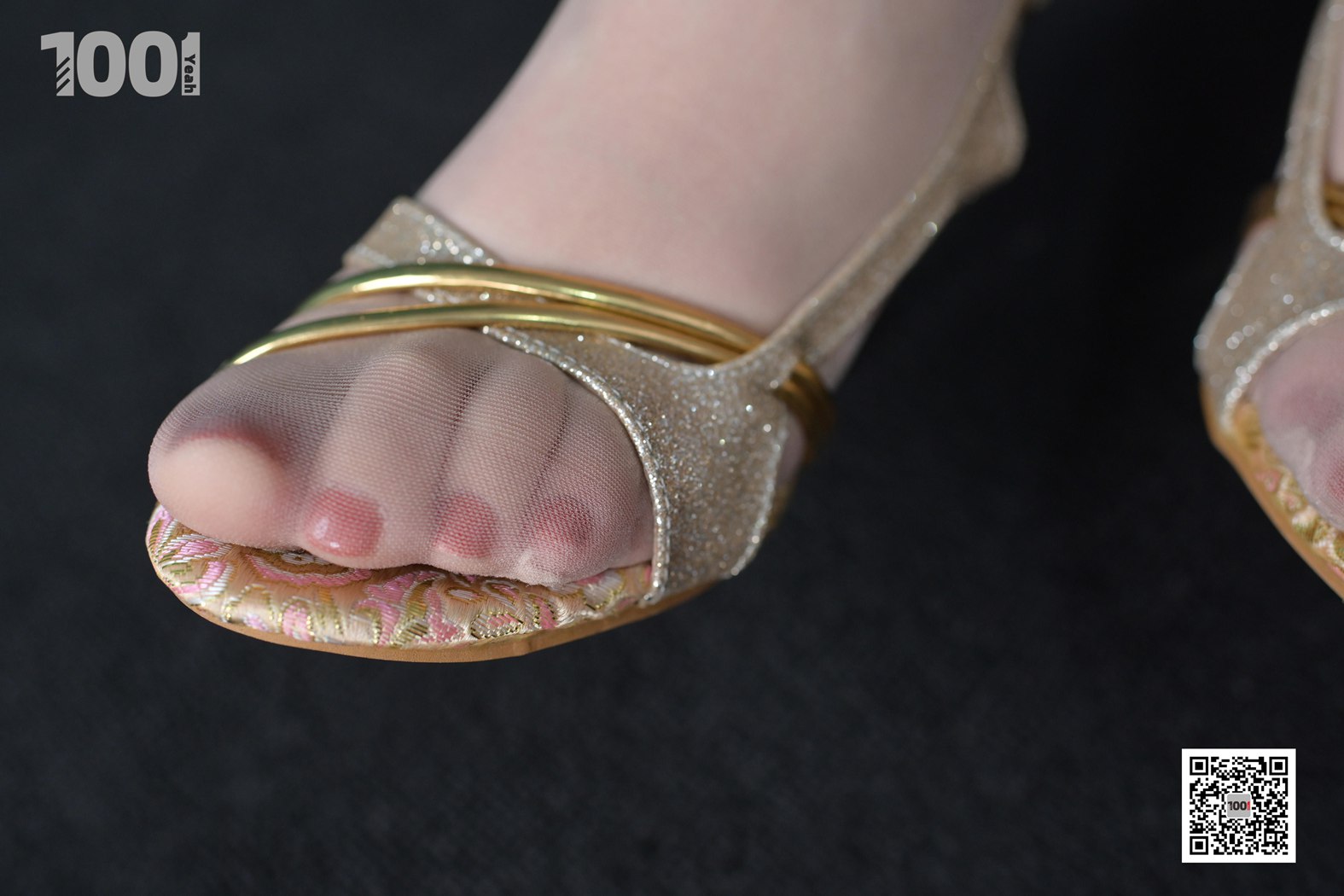 图片[41]-[IESS异思趣向] 一千零一夜 NO.149 西瓜《职场小白面试记1》在线浏览 – 速更版-美库