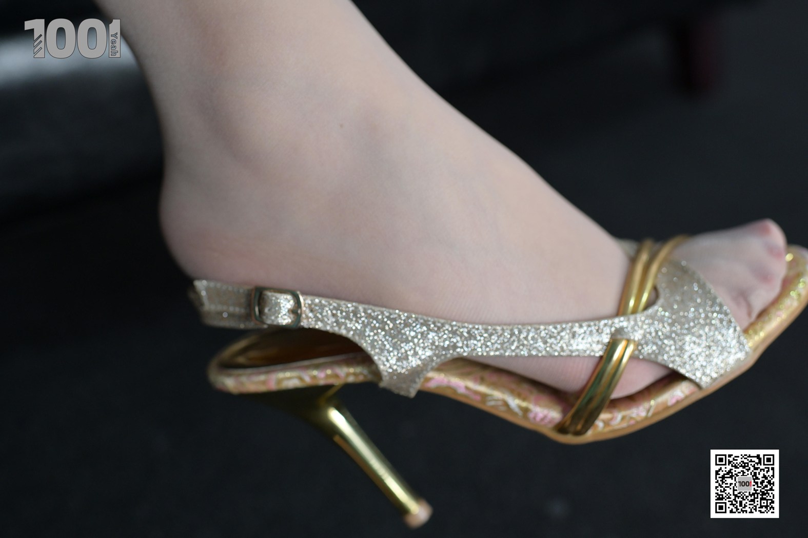 图片[25]-[IESS异思趣向] 一千零一夜 NO.149 西瓜《职场小白面试记1》在线浏览 – 速更版-美库