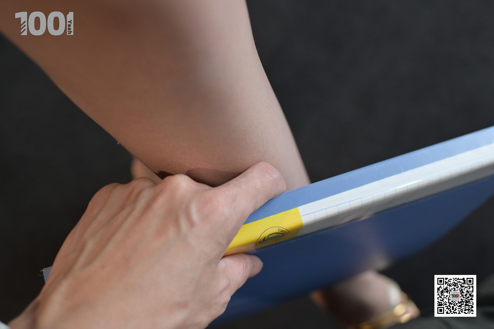 图片[4]-[IESS异思趣向] 一千零一夜 NO.151 西瓜《职场小白面试记3》在线浏览 – 速更版-美库