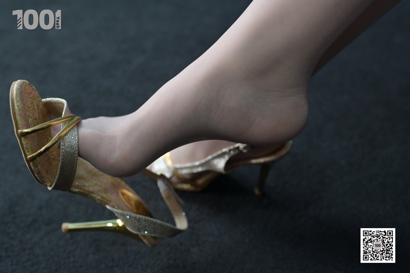 图片[74]-[IESS异思趣向] 一千零一夜 NO.149 西瓜《职场小白面试记1》在线浏览 – 速更版-美库