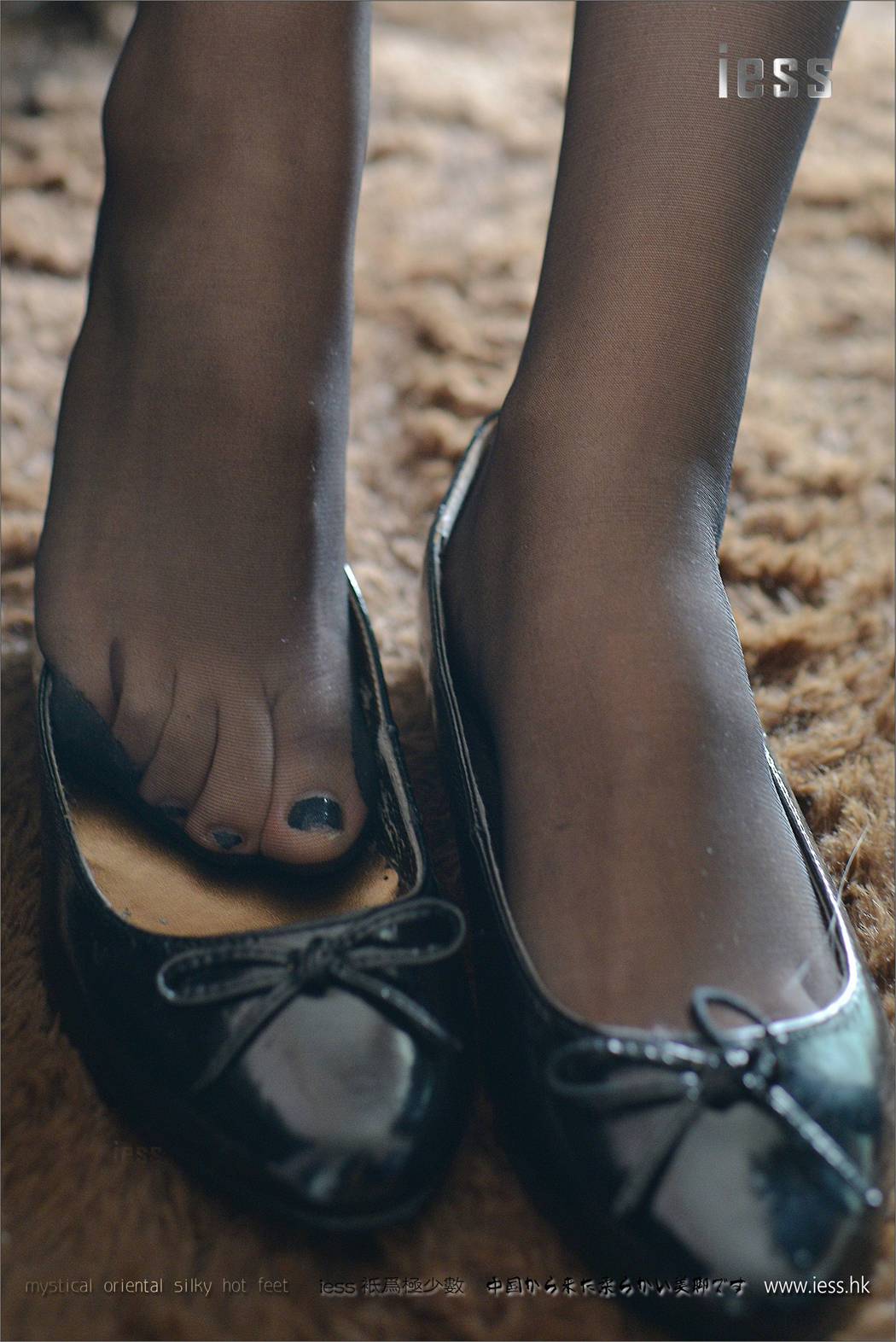 图片[39]-[IESS异思趣向] 2017.05.07 丝享家001：《黑丝平底鞋》小C 在线浏览 – 速更版-美库