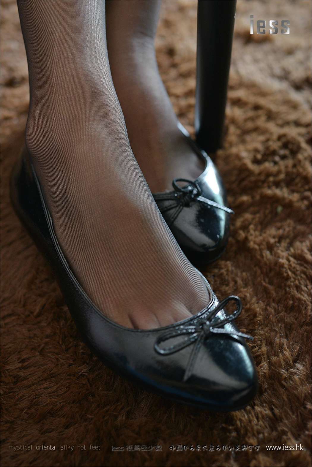 图片[19]-[IESS异思趣向] 2017.05.07 丝享家001：《黑丝平底鞋》小C 在线浏览 – 速更版-美库