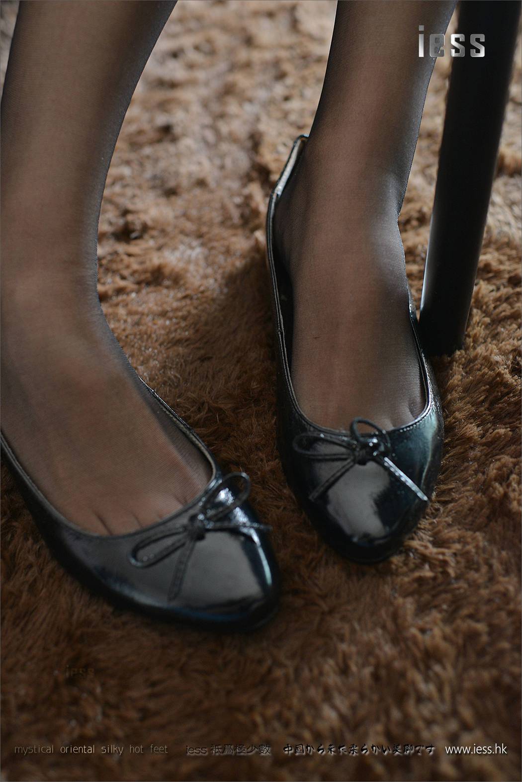 图片[56]-[IESS异思趣向] 2017.05.07 丝享家001：《黑丝平底鞋》小C 在线浏览 – 速更版-美库