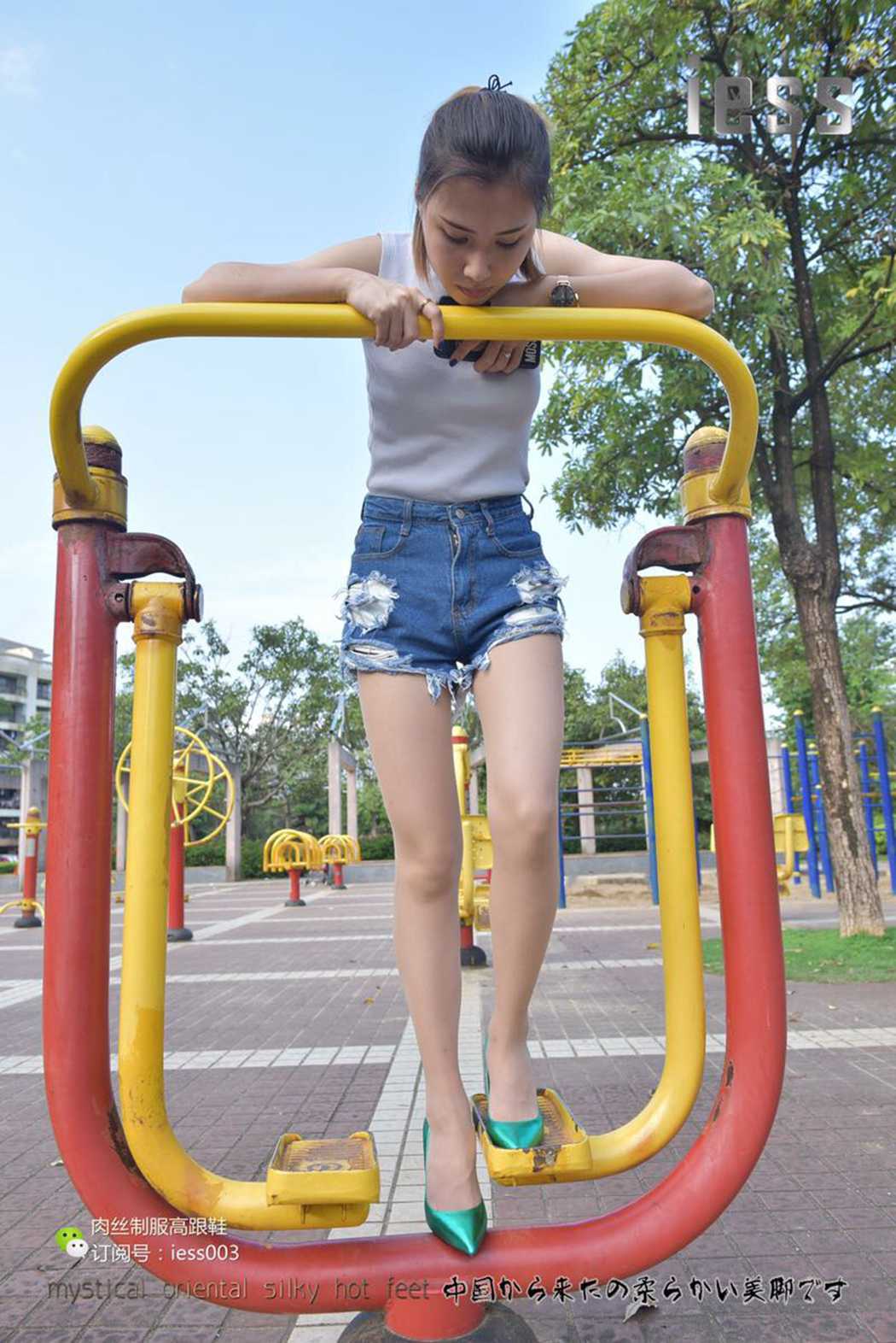 图片[40]-[IESS异思趣向] 2017.06.01 丝享家014：《辣妈丝足幻想启示录》君君 在线浏览 – 速更版-美库