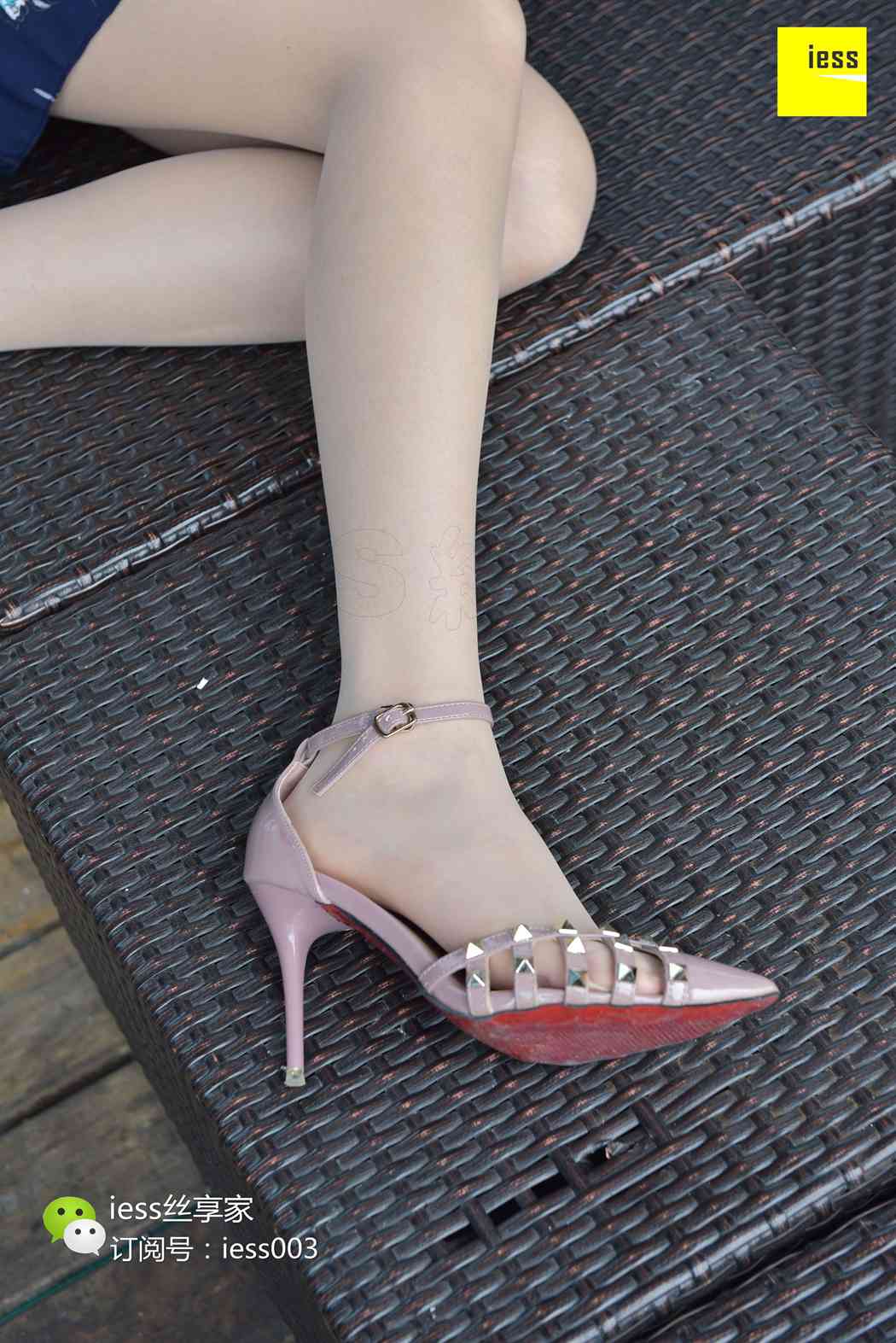 图片[72]-[IESS异思趣向] 2017.07.14 丝享家022：《嘿！在星巴克晒太阳的姑娘》欣欣 在线浏览 – 速更版-美库