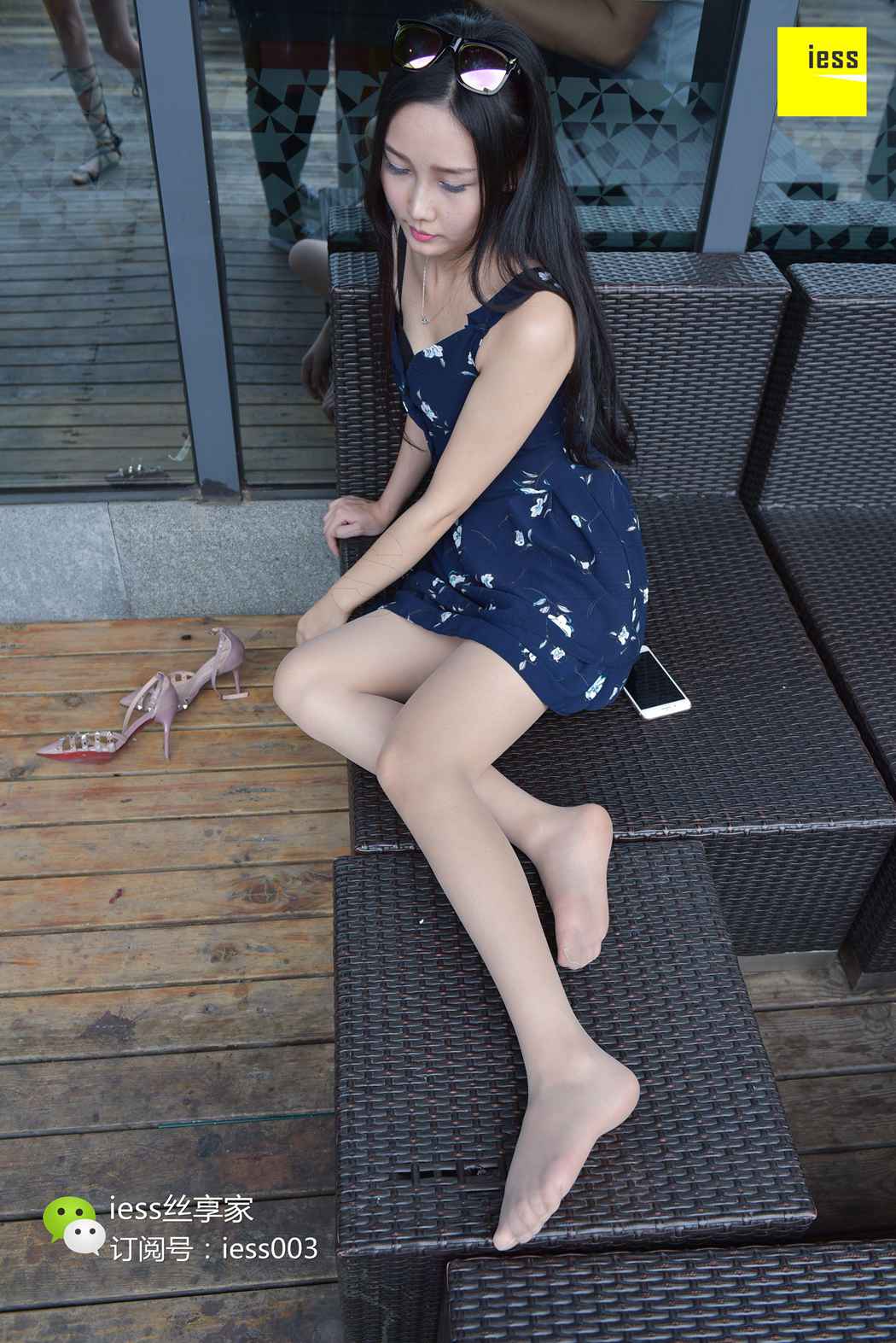 图片[35]-[IESS异思趣向] 2017.07.14 丝享家022：《嘿！在星巴克晒太阳的姑娘》欣欣 在线浏览 – 速更版-美库