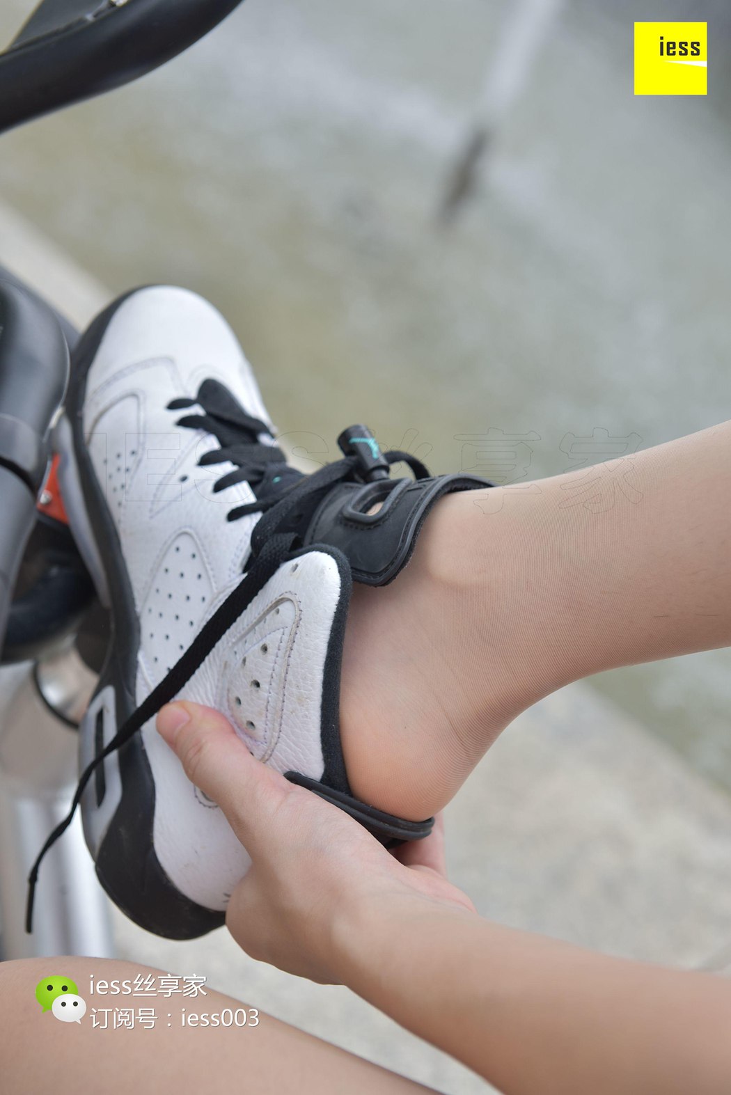 图片[55]-[IESS异思趣向] 2017.07.27 丝享家030：《一场有味道的骑行》欣欣 在线浏览 – 速更版-美库