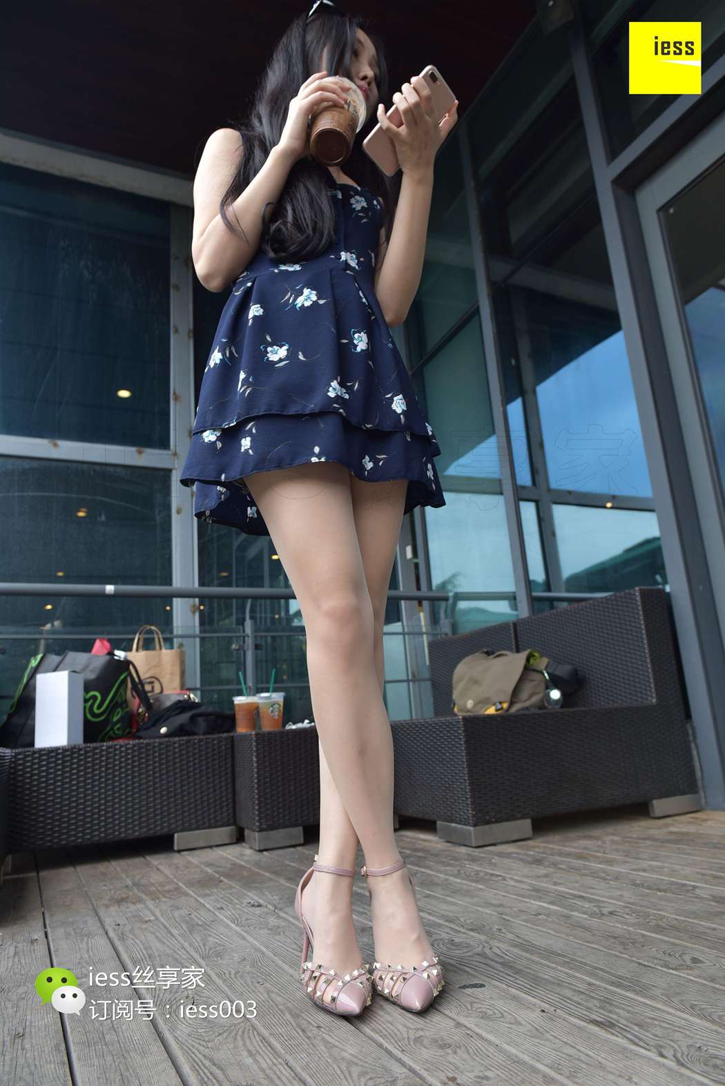 图片[33]-[IESS异思趣向] 2017.08.08 丝享家038：《在星巴克晒太阳的姑娘Ⅱ》欣欣 在线浏览 – 速更版-美库