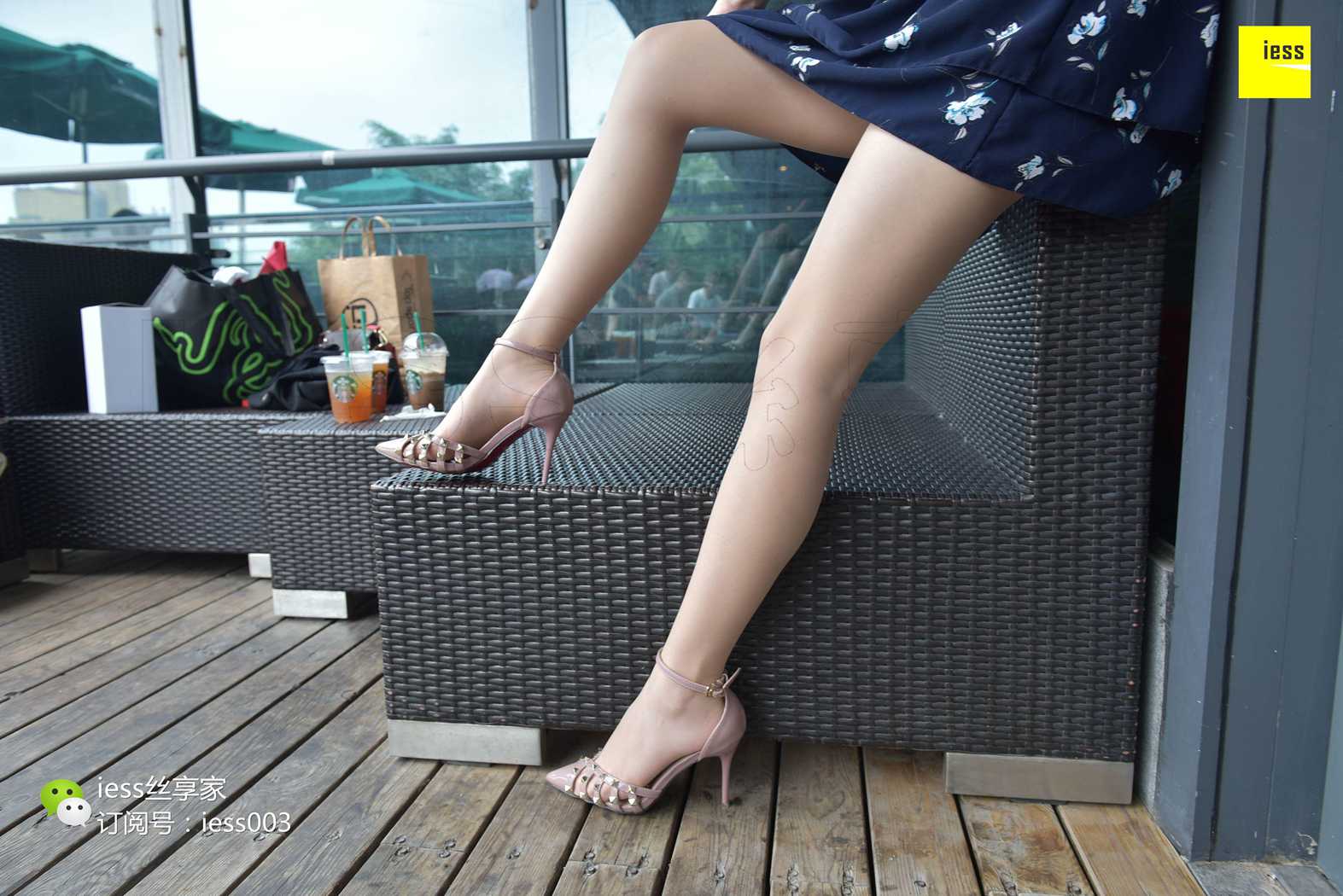 图片[91]-[IESS异思趣向] 2017.08.08 丝享家038：《在星巴克晒太阳的姑娘Ⅱ》欣欣 在线浏览 – 速更版-美库