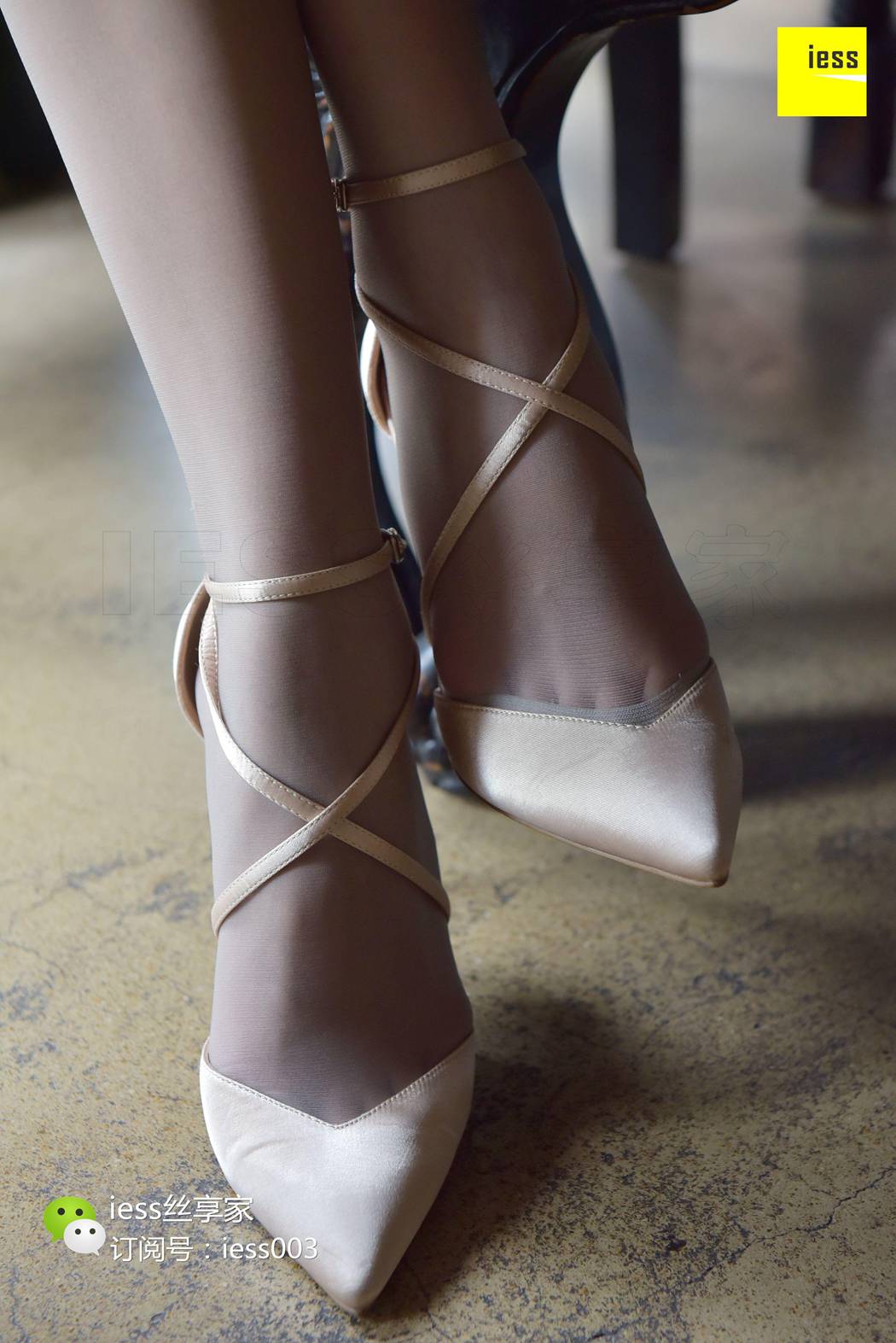 图片[19]-[IESS异思趣向] 2017.08.21 丝享家047：《没有什么比灰丝更性感的了》七七 在线浏览 – 速更版-美库