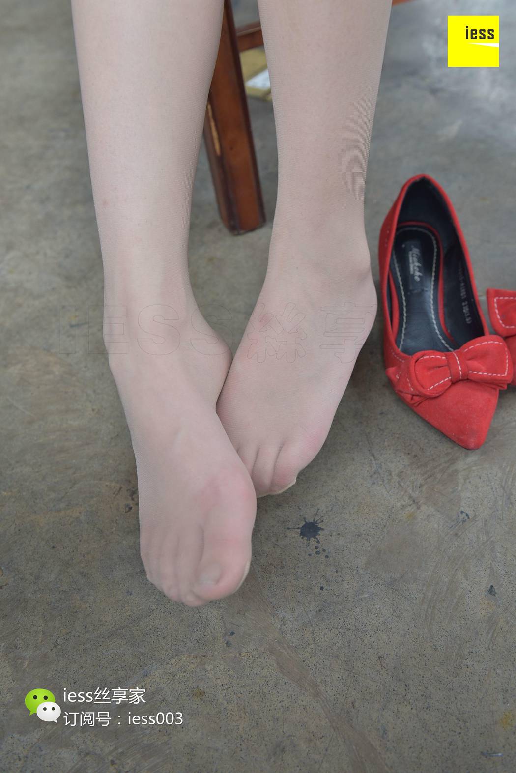 图片[98]-[IESS异思趣向] 2017.08.16 丝享家044：《放开那只小红鞋，让我来！》文欣 在线浏览 – 速更版-美库