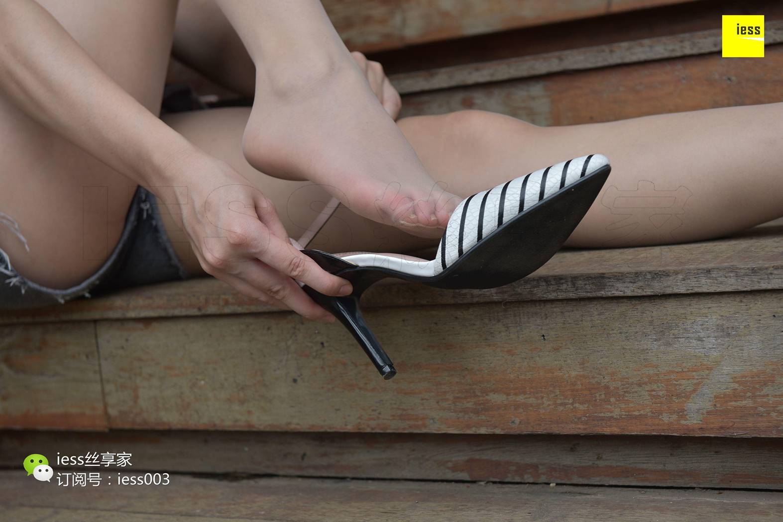 图片[61]-[IESS异思趣向] 2017.08.25 丝享家051：《超短热裤肉丝Ⅱ》欣欣 在线浏览 – 速更版-美库