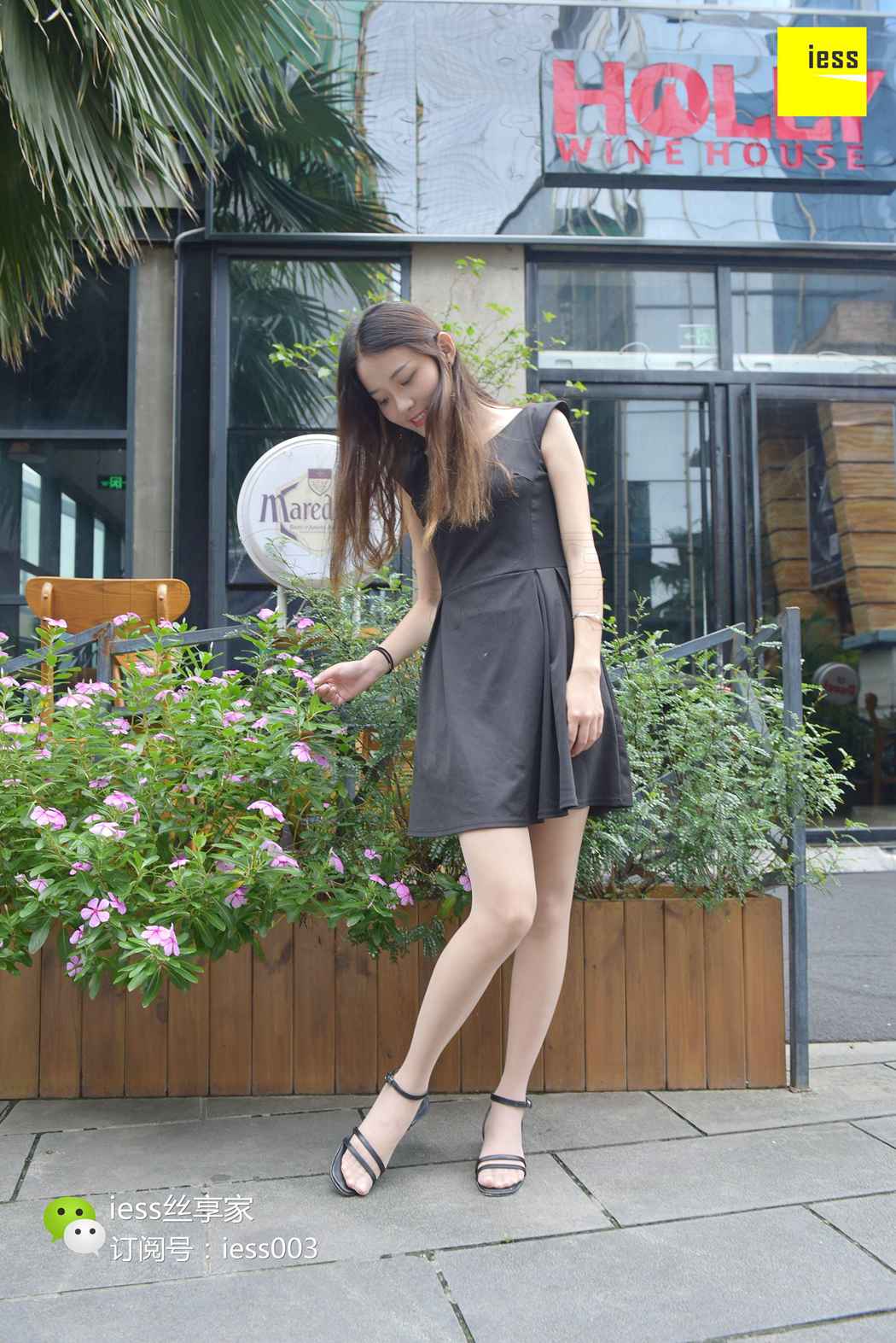 图片[46]-[IESS异思趣向] 2017.09.01 丝享家056：《咬一口水晶玉足Ⅱ》婉萍 在线浏览 – 速更版-美库