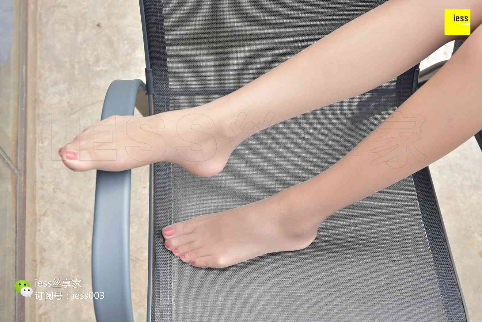 图片[67]-[IESS异思趣向] 2017.08.28 丝享家052：《用丝袜脚比个爱心》小雪 在线浏览 – 速更版-美库