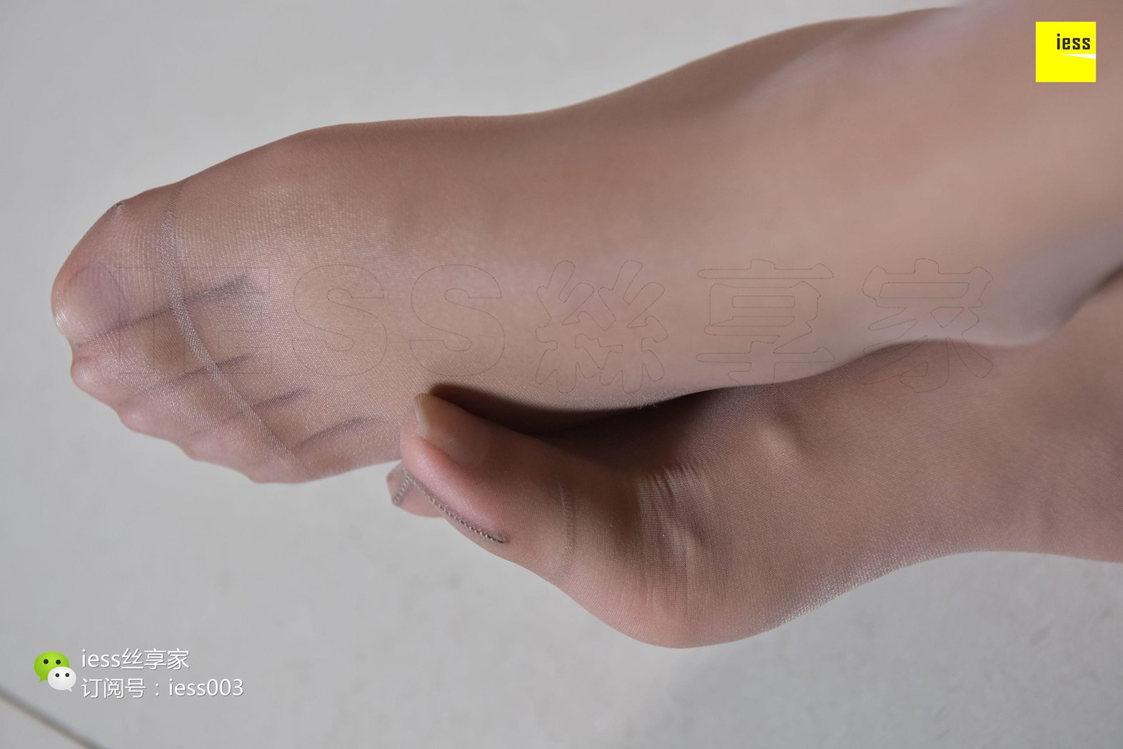 图片[33]-[IESS异思趣向] 2017.09.21 丝享家070：《长裙飘飘棕丝》婉萍 在线浏览 – 速更版-美库