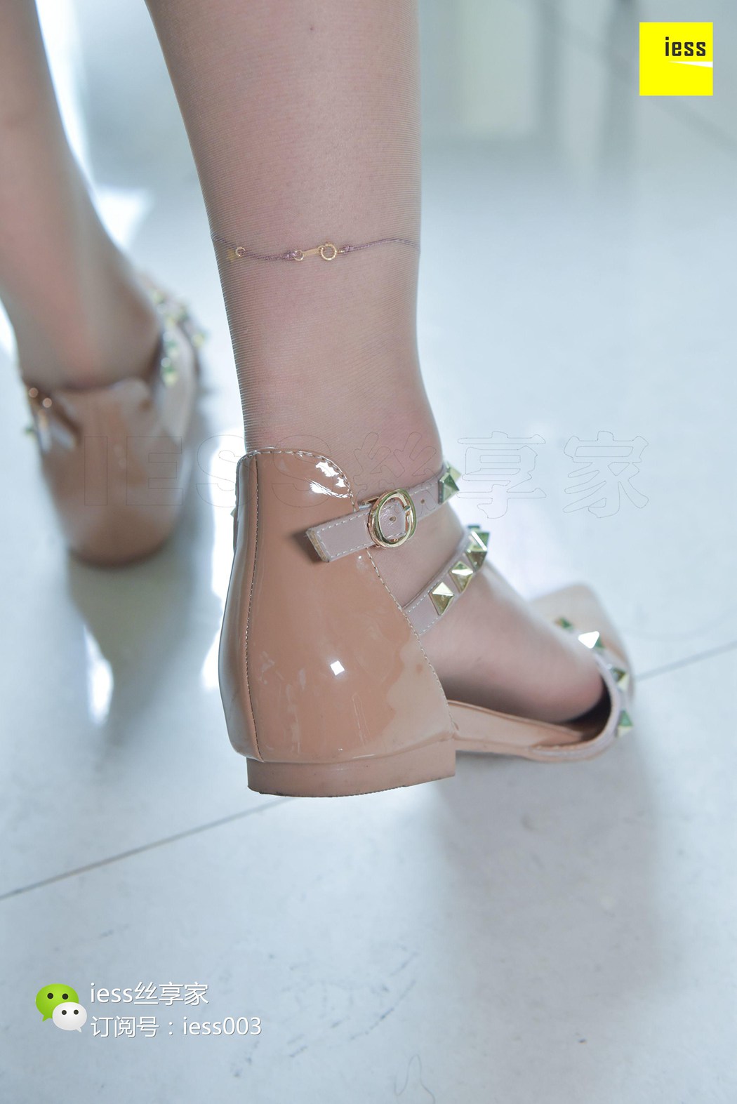 图片[73]-[IESS异思趣向] 2017.09.22 丝享家071：《裸色气质平底鞋》秋秋 在线浏览 – 速更版-美库