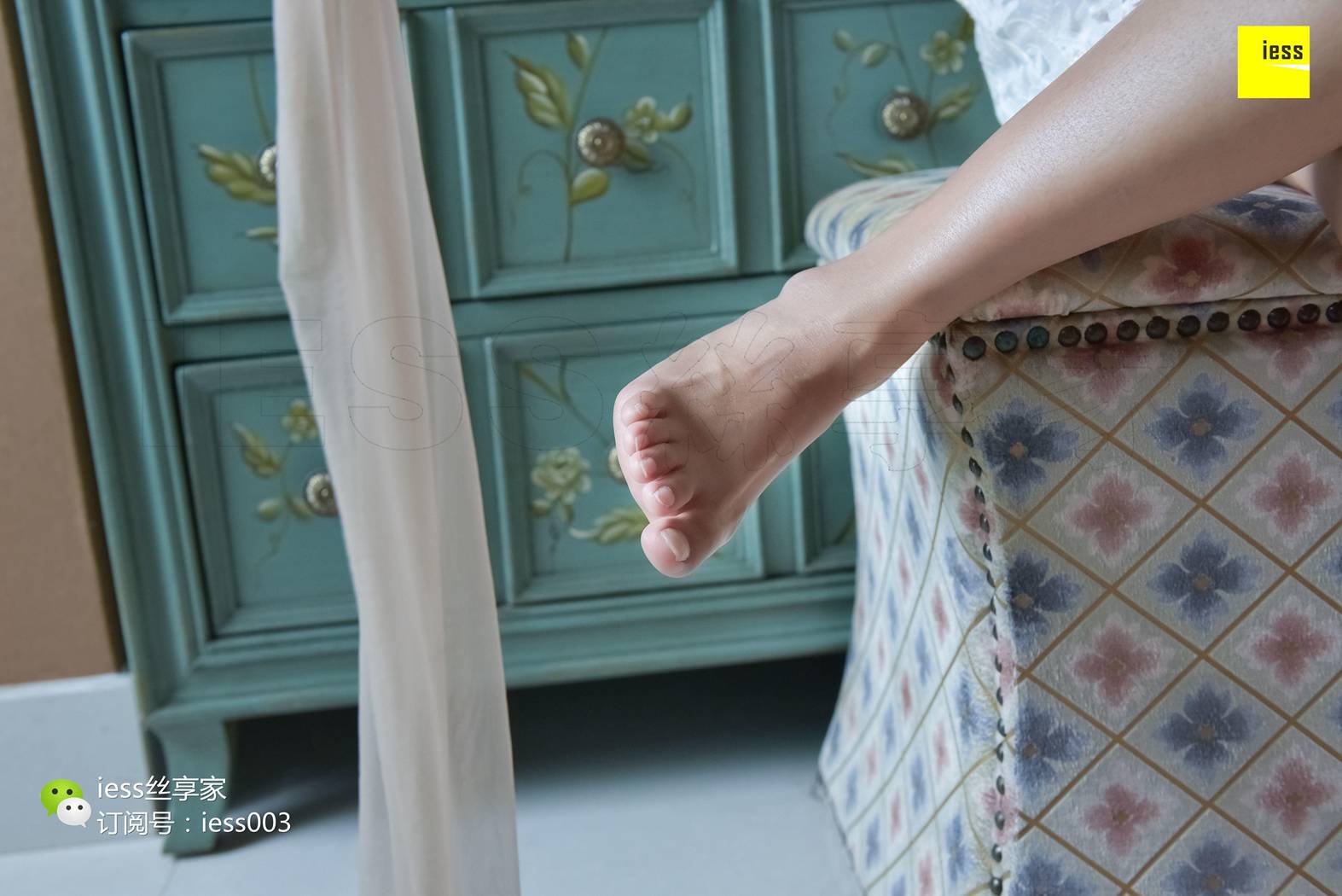 图片[23]-[IESS异思趣向] 2017.09.27 丝享家074：《丝滑透亮的玉足》婉萍 在线浏览 – 速更版-美库