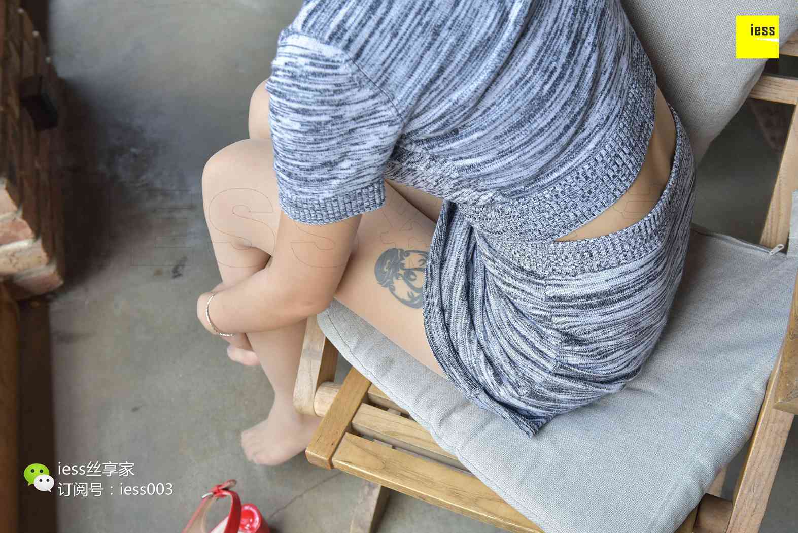 图片[81]-[IESS异思趣向] 2017.10.12 丝享家080：《从桌上到桌底视角》表妹 在线浏览 – 速更版-美库