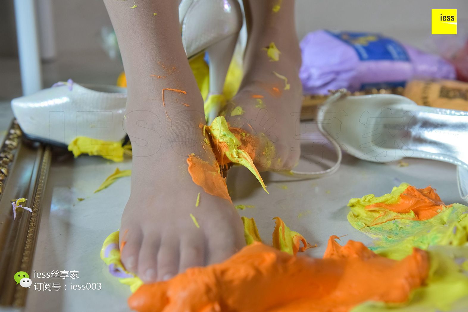 图片[63]-[IESS异思趣向] 2017.10.18 丝享家084：《用丝足脚为你调制一抹色彩》婉萍 在线浏览 – 速更版-美库