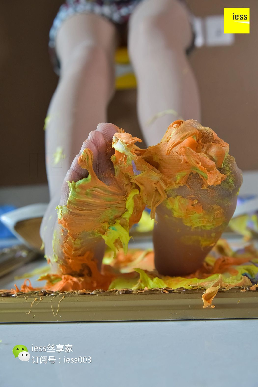 图片[14]-[IESS异思趣向] 2017.10.18 丝享家084：《用丝足脚为你调制一抹色彩》婉萍 在线浏览 – 速更版-美库