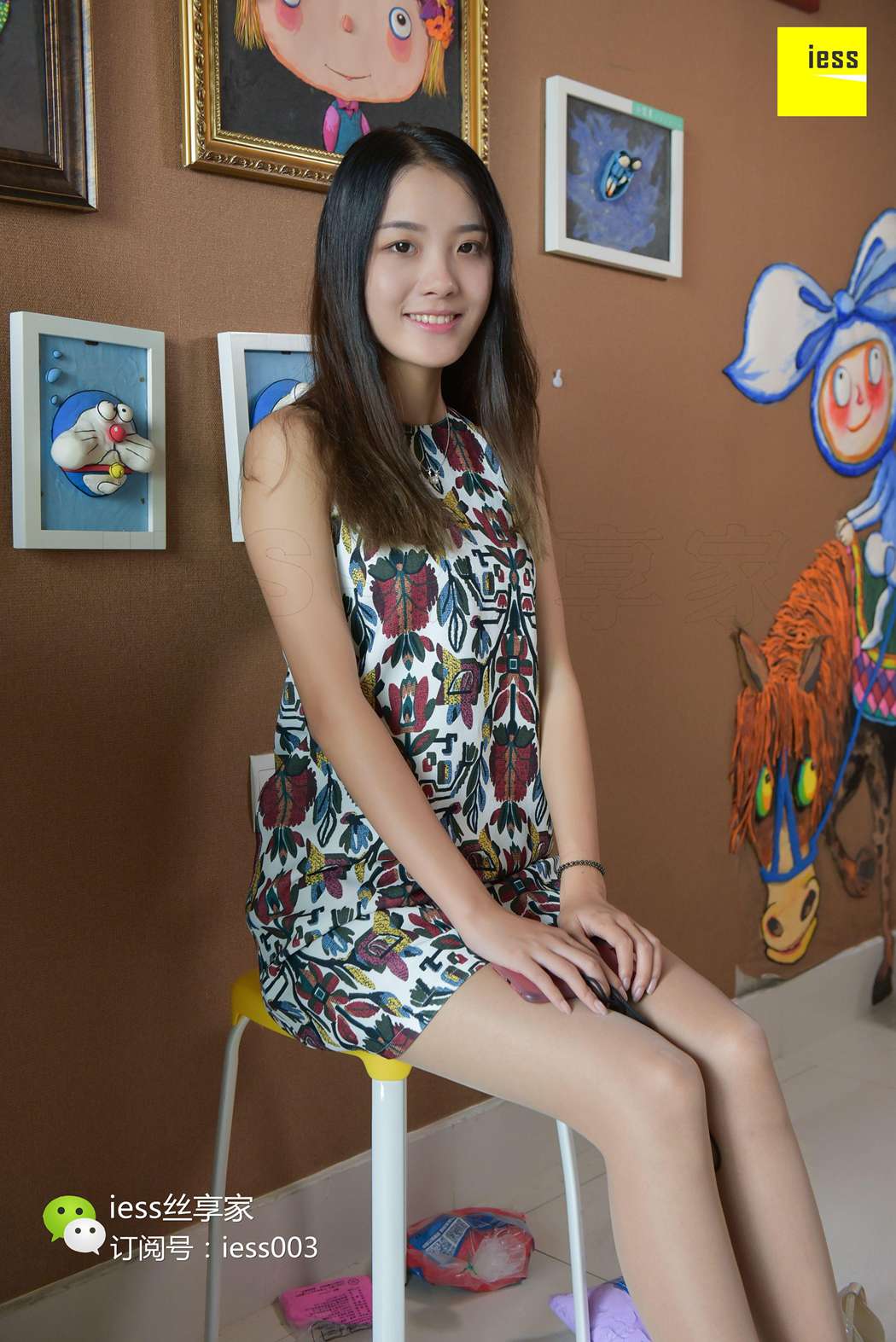 图片[95]-[IESS异思趣向] 2017.10.18 丝享家084：《用丝足脚为你调制一抹色彩》婉萍 在线浏览 – 速更版-美库